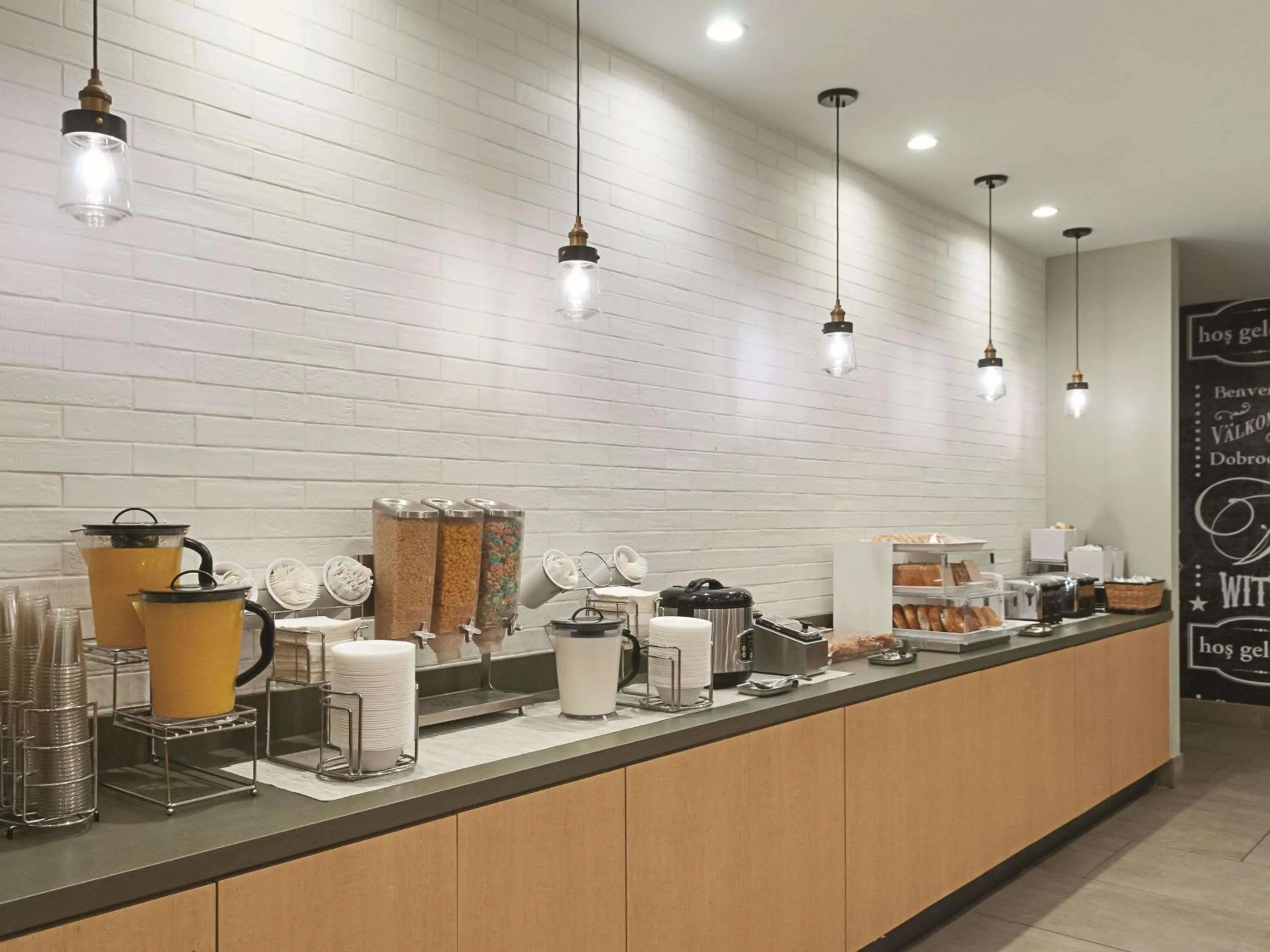 Restaurant/places to eat in La Quinta by Wyndham New Orleans Downtown