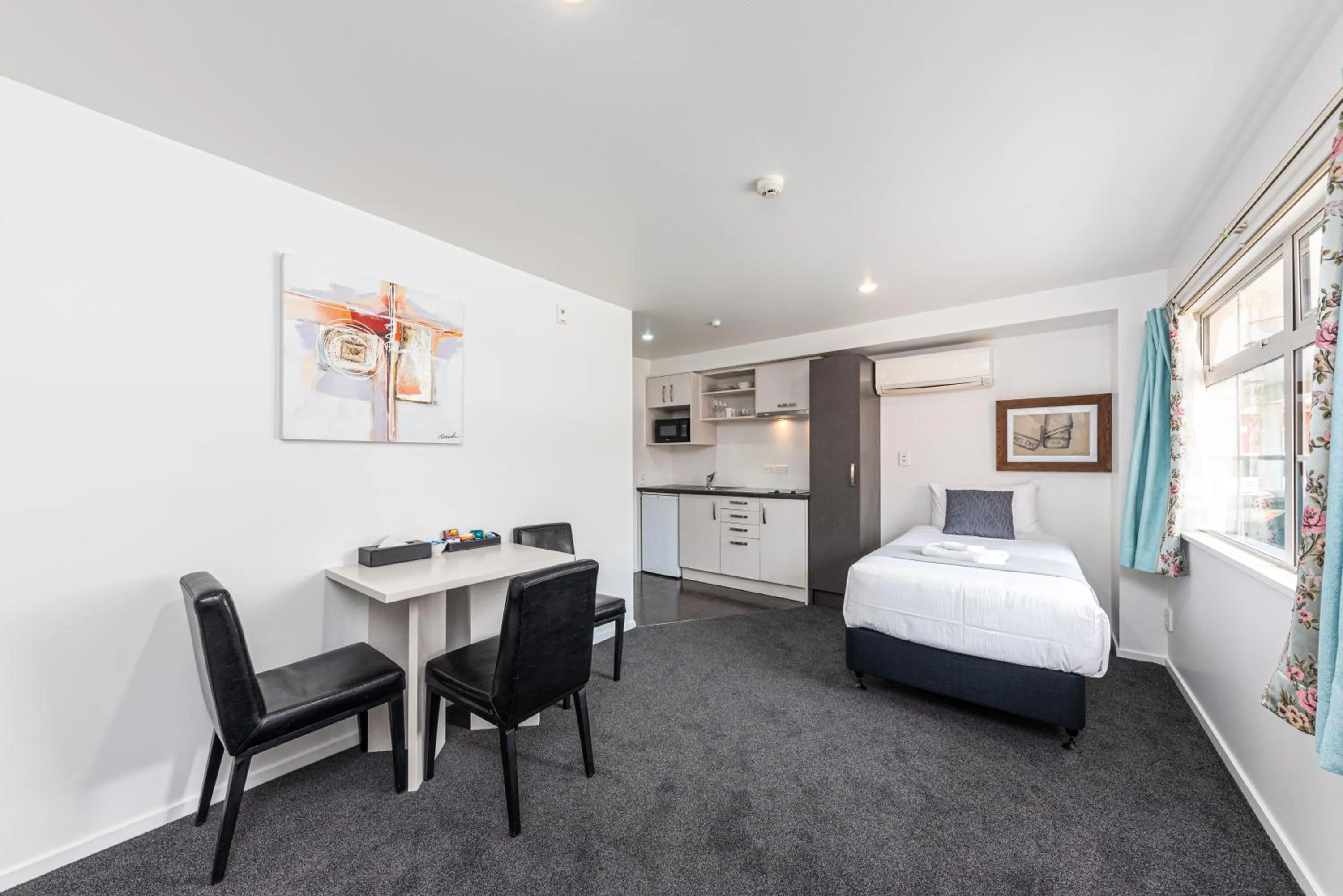 Bed in 315 Motel Riccarton