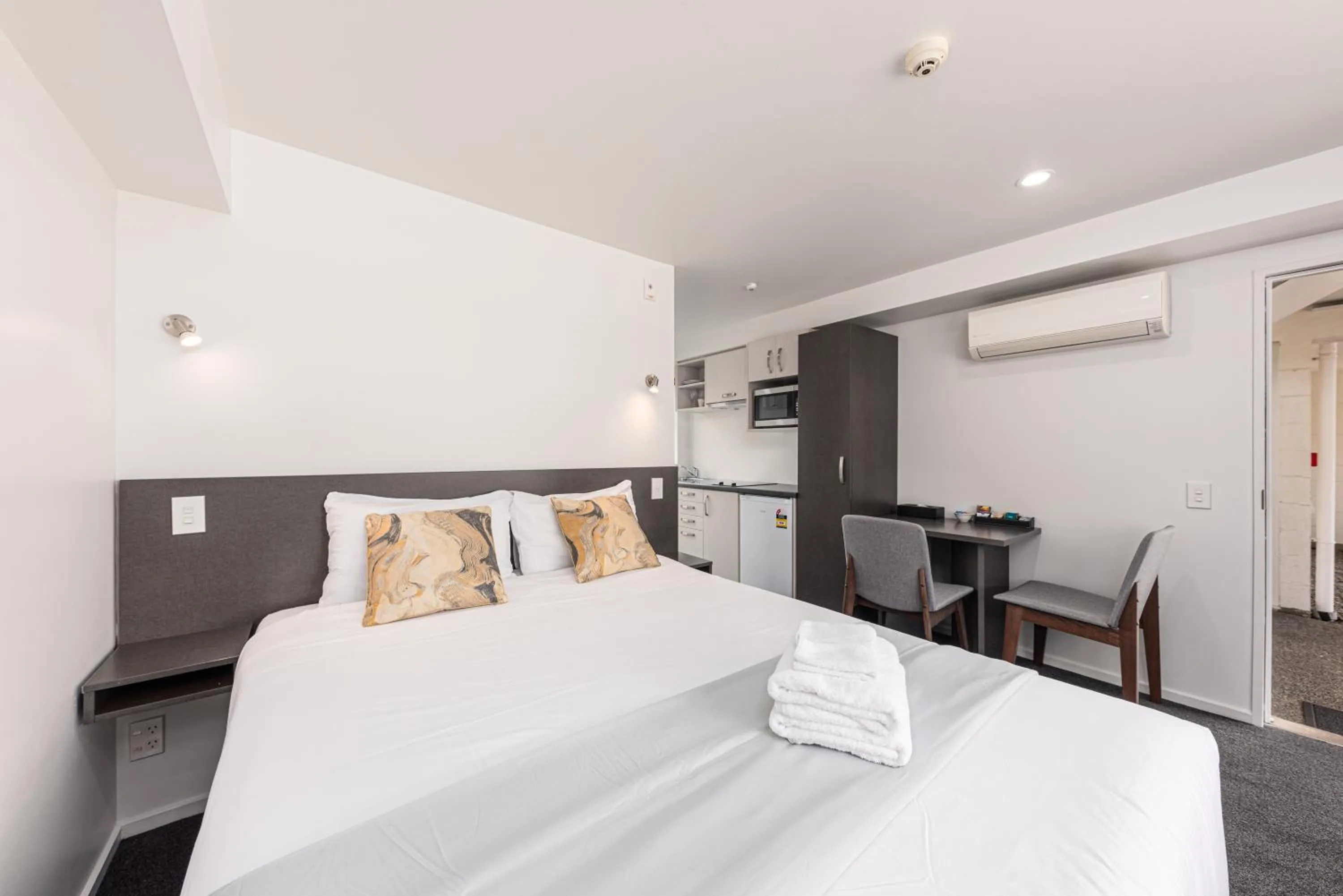 Bed in 315 Motel Riccarton