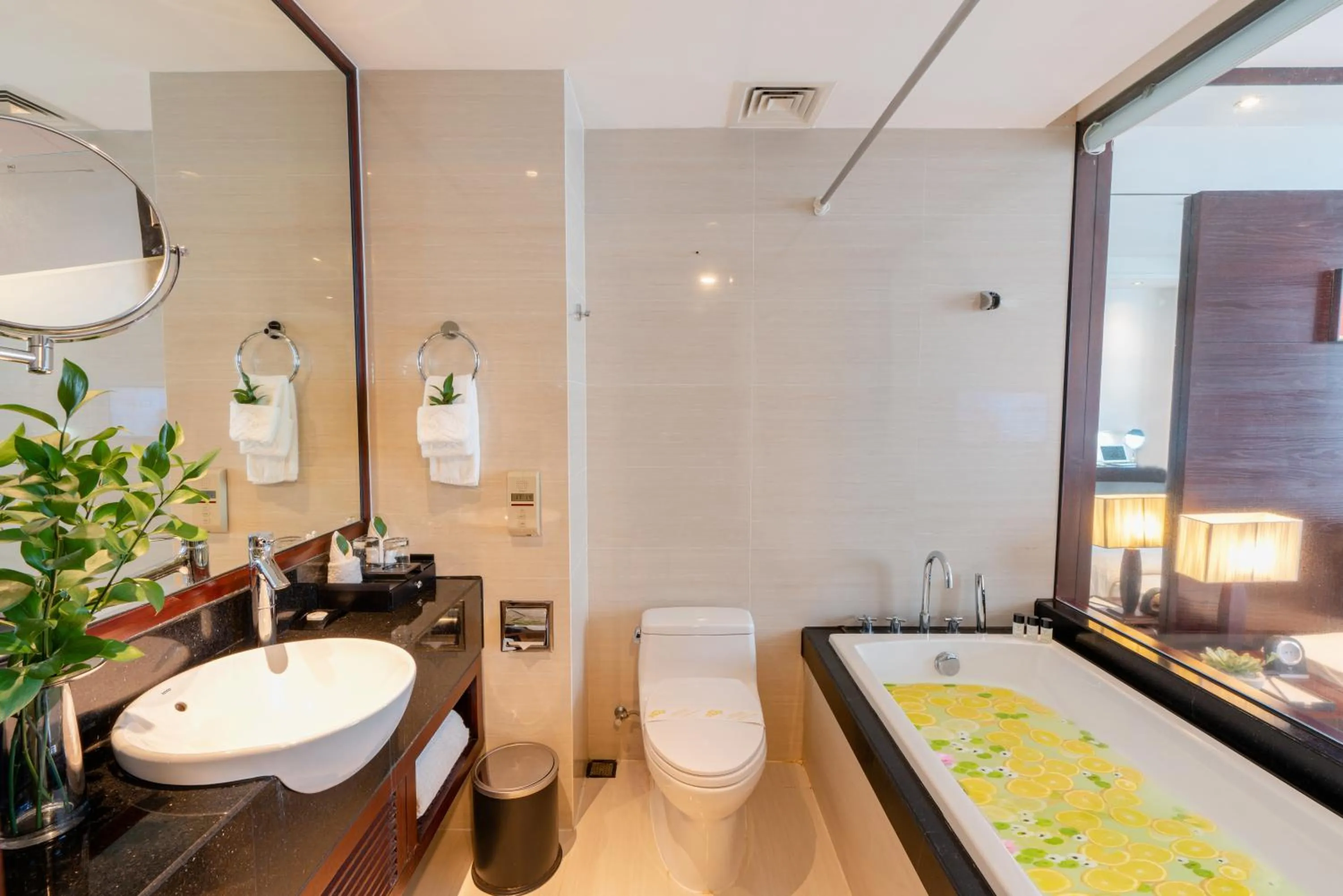 Bathroom in Brilliant Hotel - Afternoon Tea Inclusive