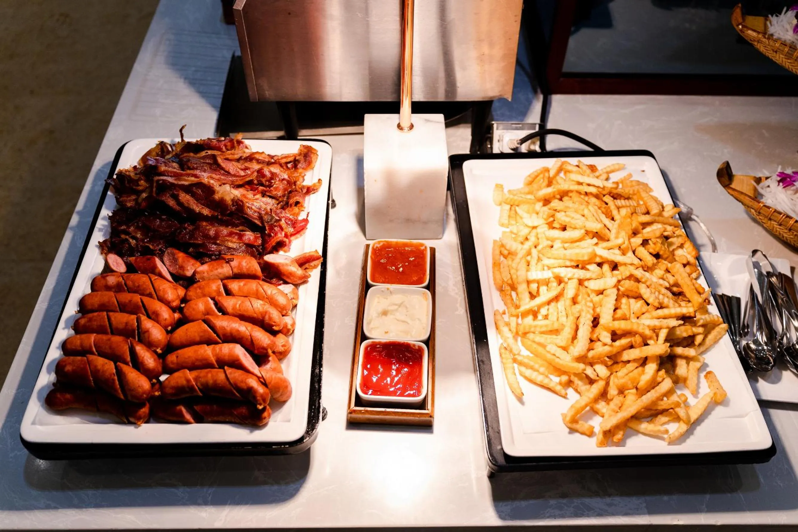 Food and drinks in Brilliant Hotel - Afternoon Tea Inclusive