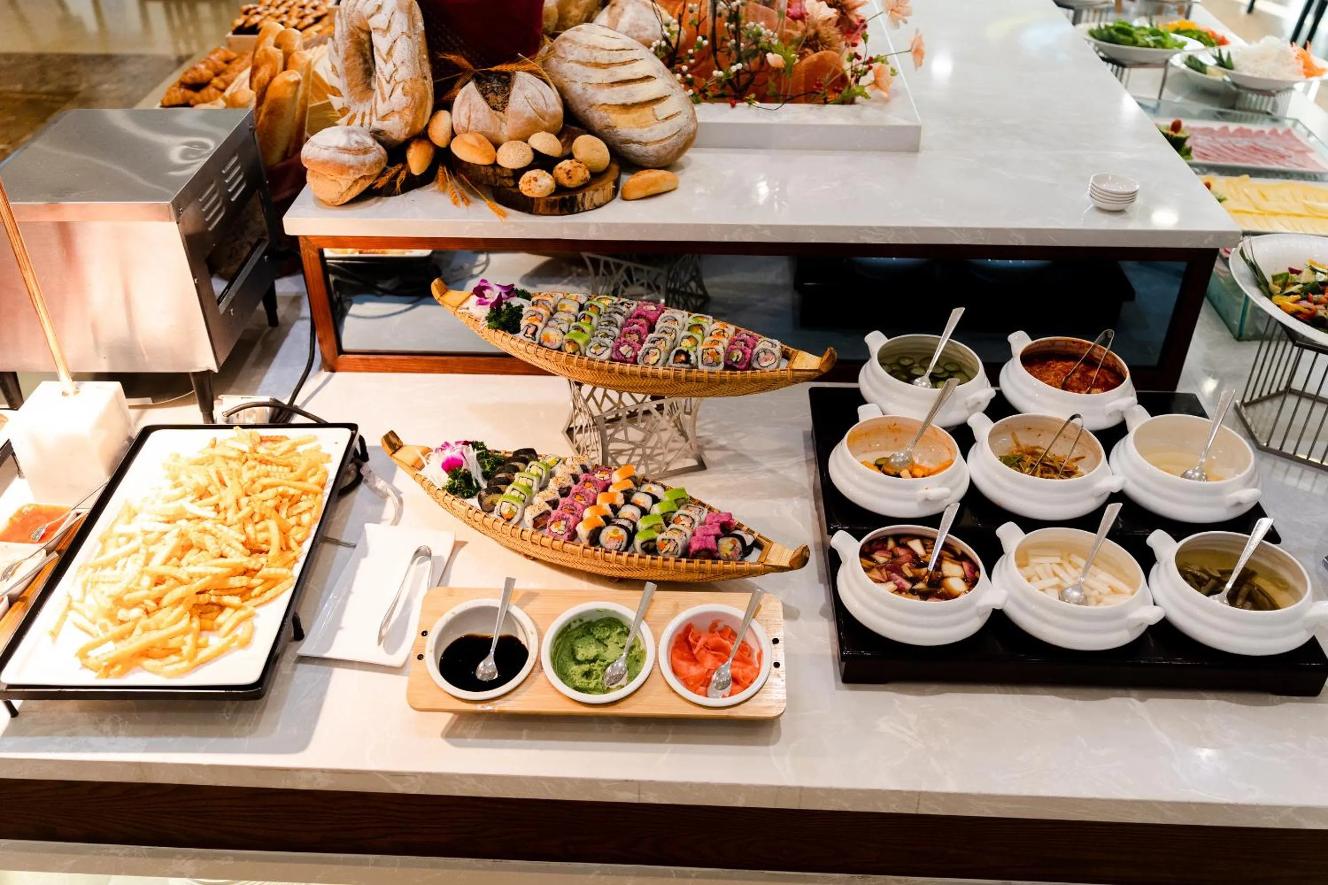 Food and drinks in Brilliant Hotel - Afternoon Tea Inclusive