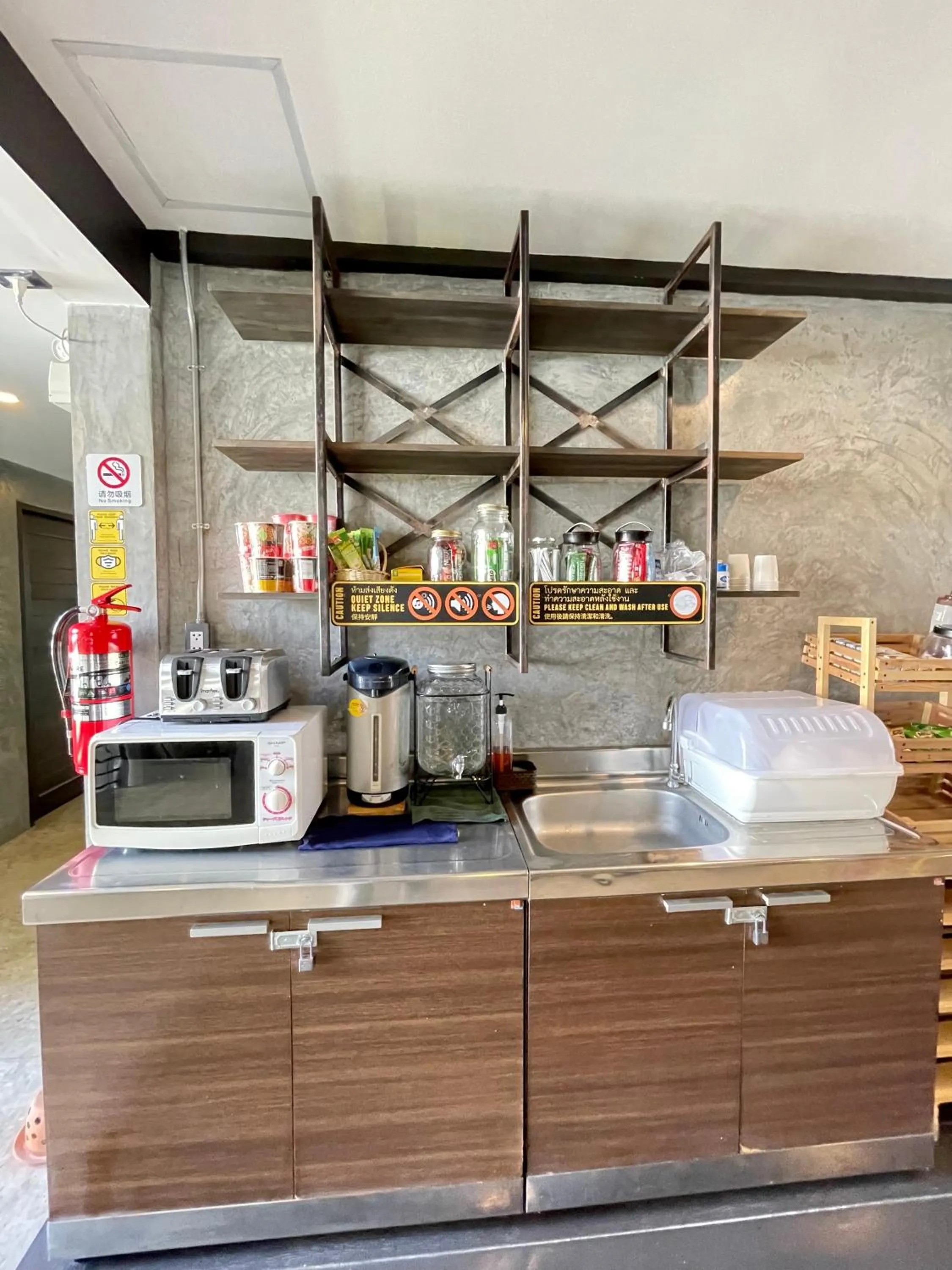 Coffee/tea facilities in Norn Nee Nor