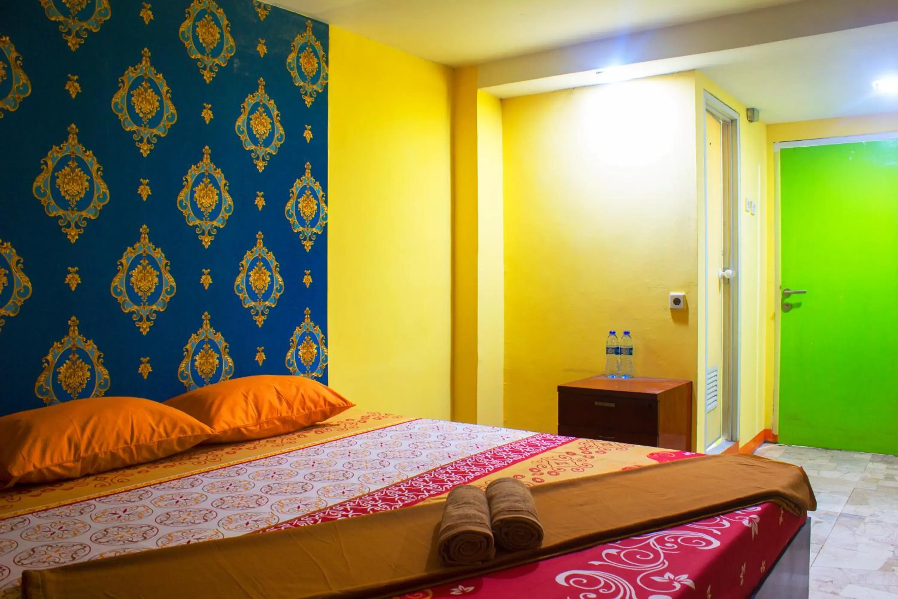 Superior Double Room in New Priok Indah Syariah Hotel Superior Double Room in New Priok Indah Syariah Hotel