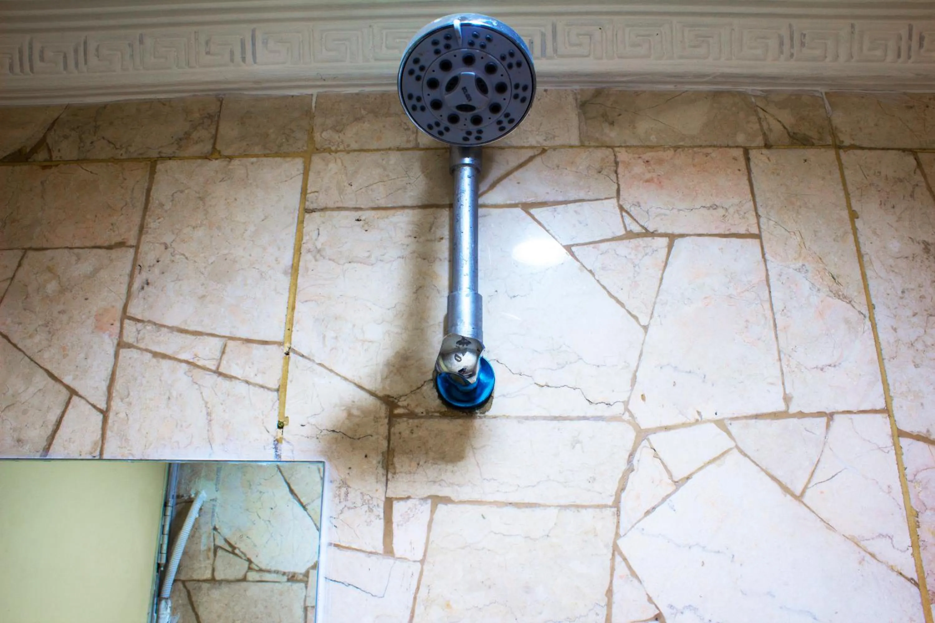 Bathroom in New Priok Indah Syariah Hotel