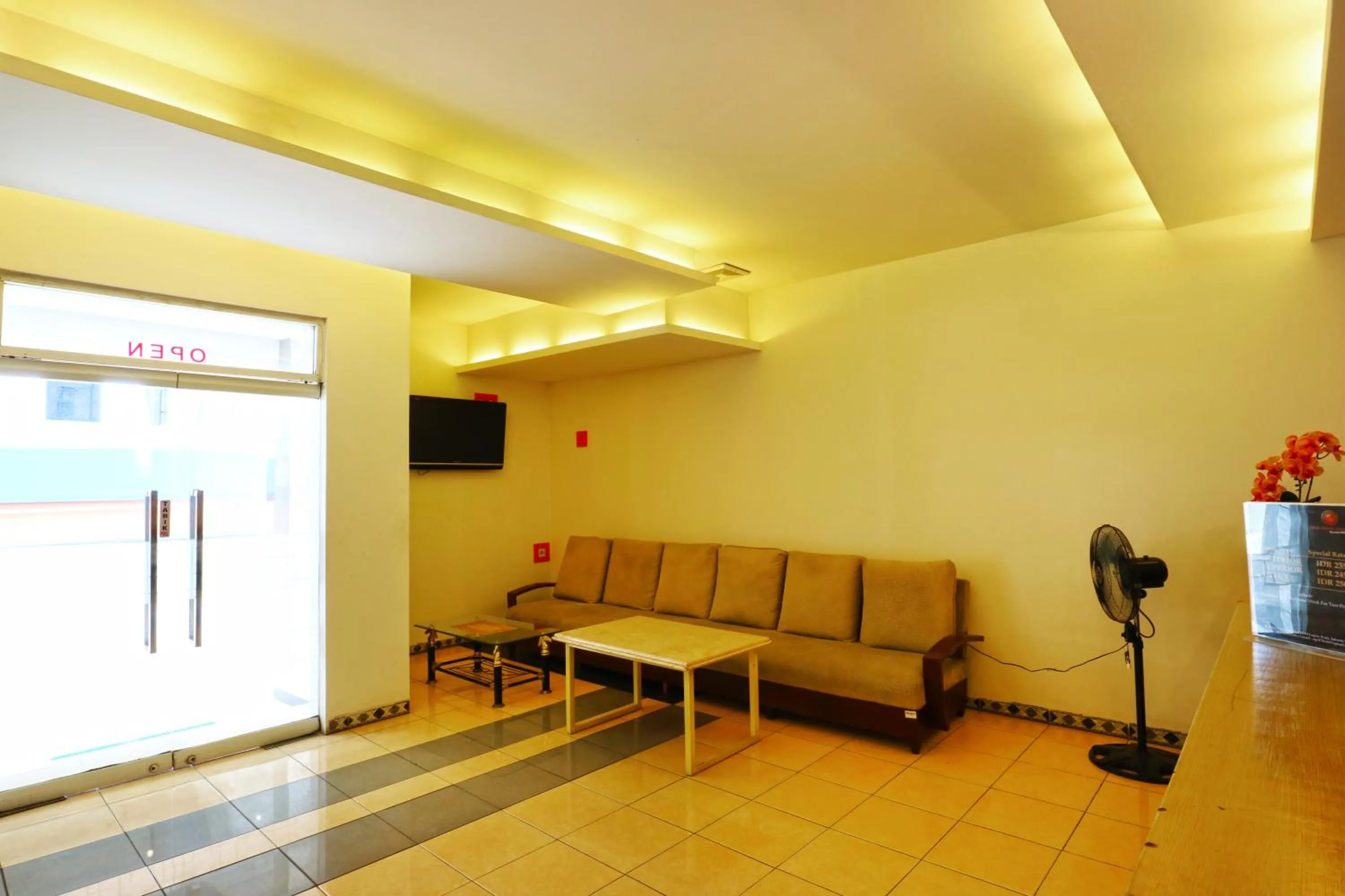 Lobby or reception in New Priok Indah Syariah Hotel