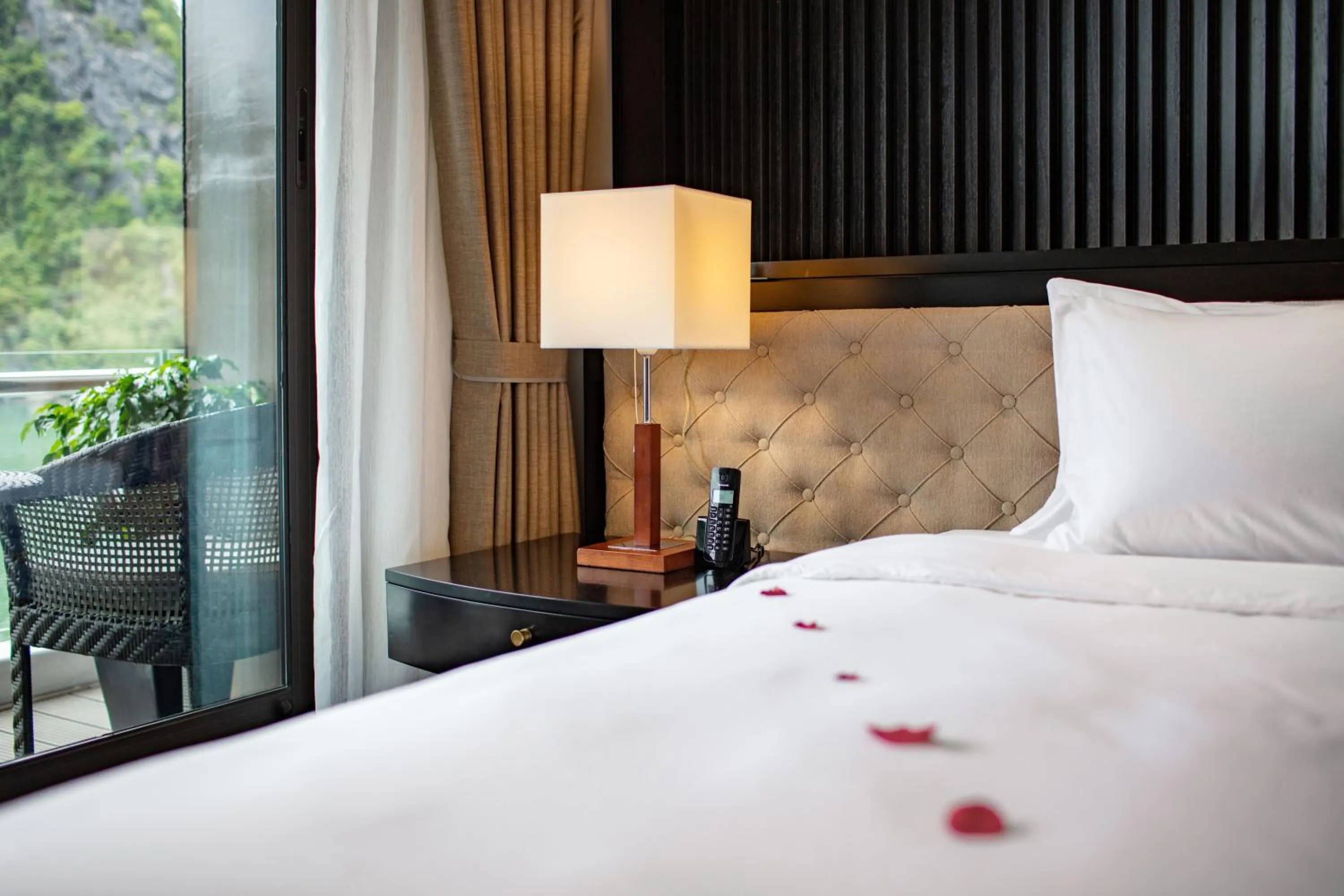 Bed in Stellar of the Seas Cruise