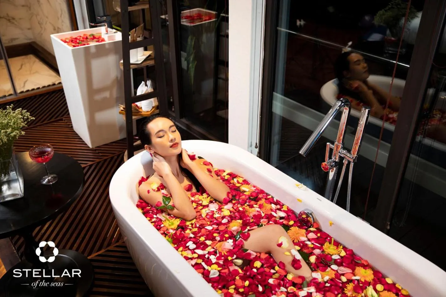 Bath in Stellar of the Seas Cruise