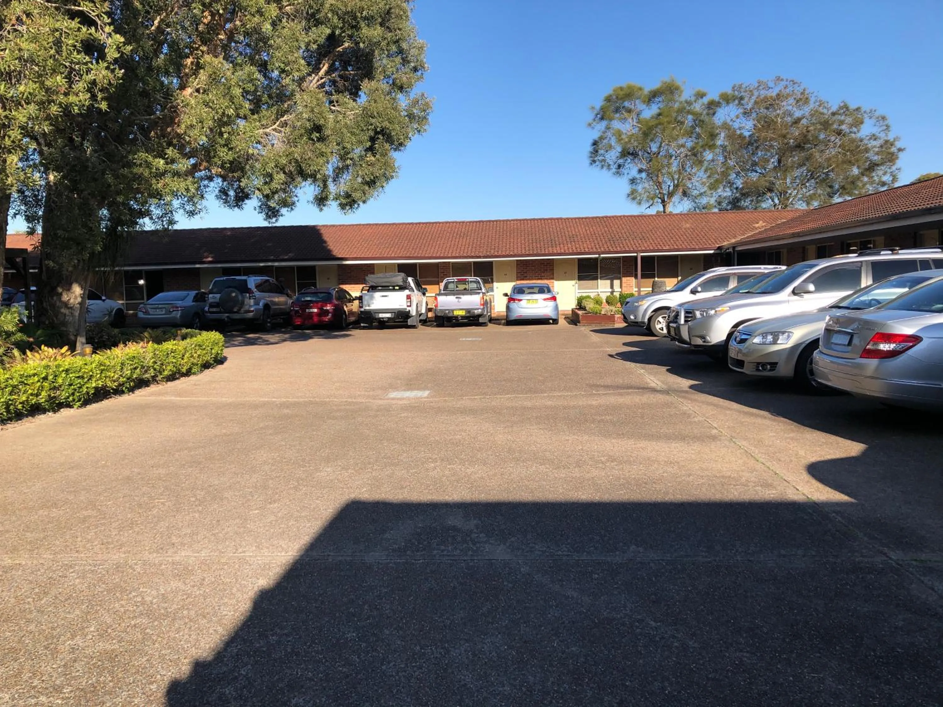 Property building in Lake Macquarie Motor Inn