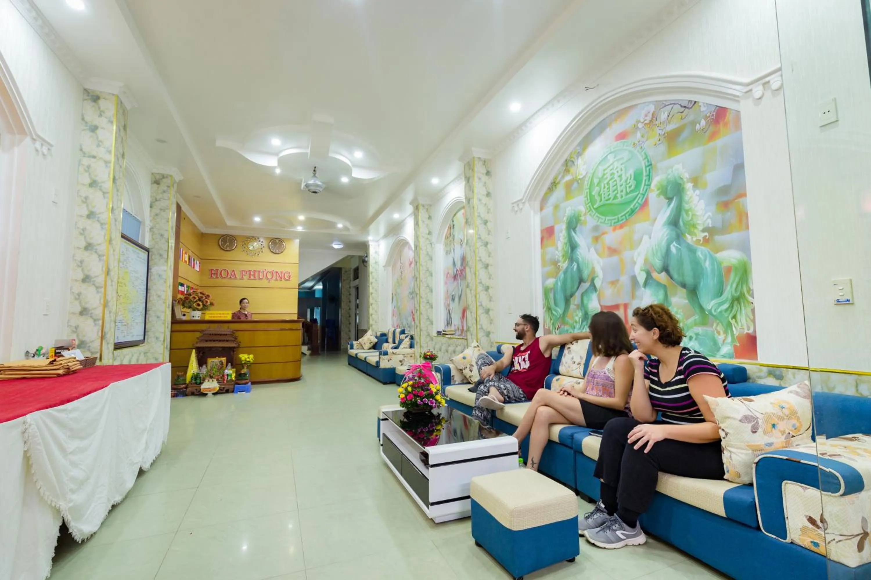 People in Phoenix Flower Hotel