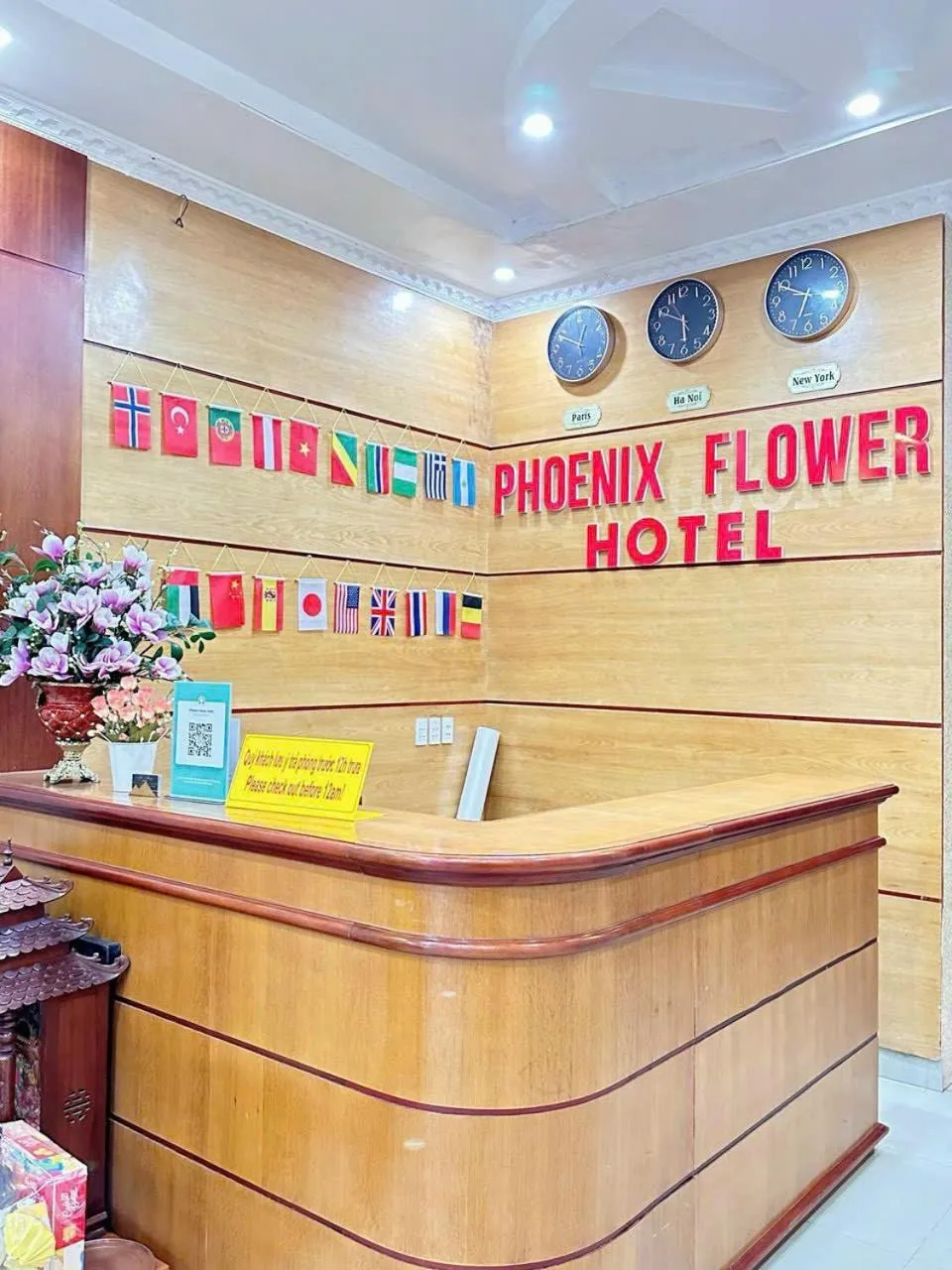 Phoenix Flower Hotel