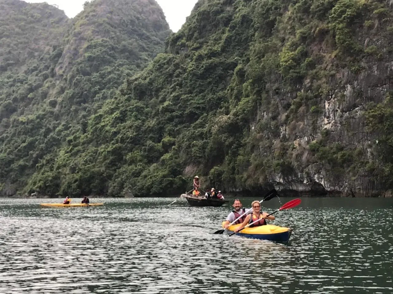 People in Phoenix Flower Hotel