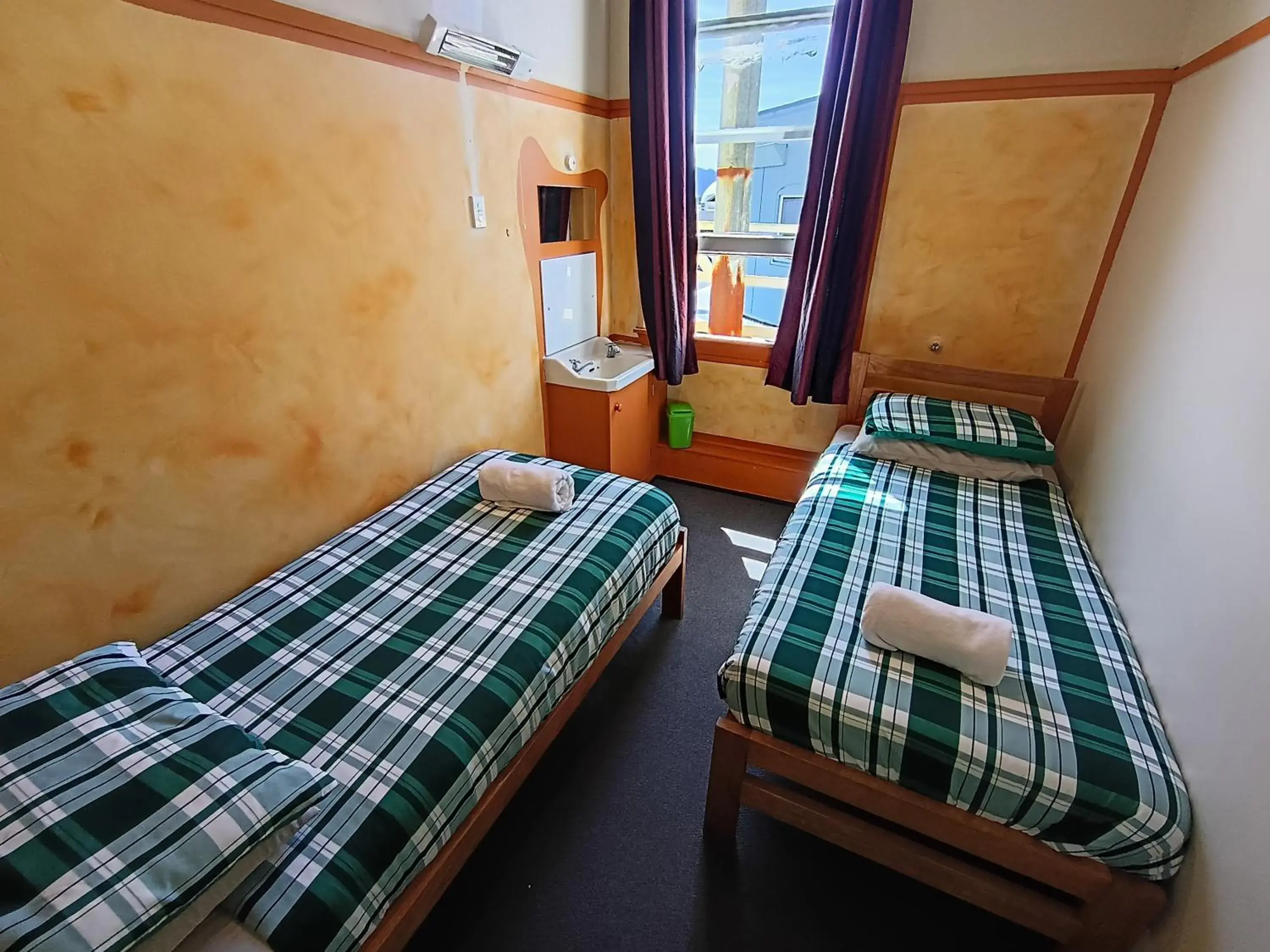 Twin Room in The Duke Hostel Twin Room in The Duke Hostel