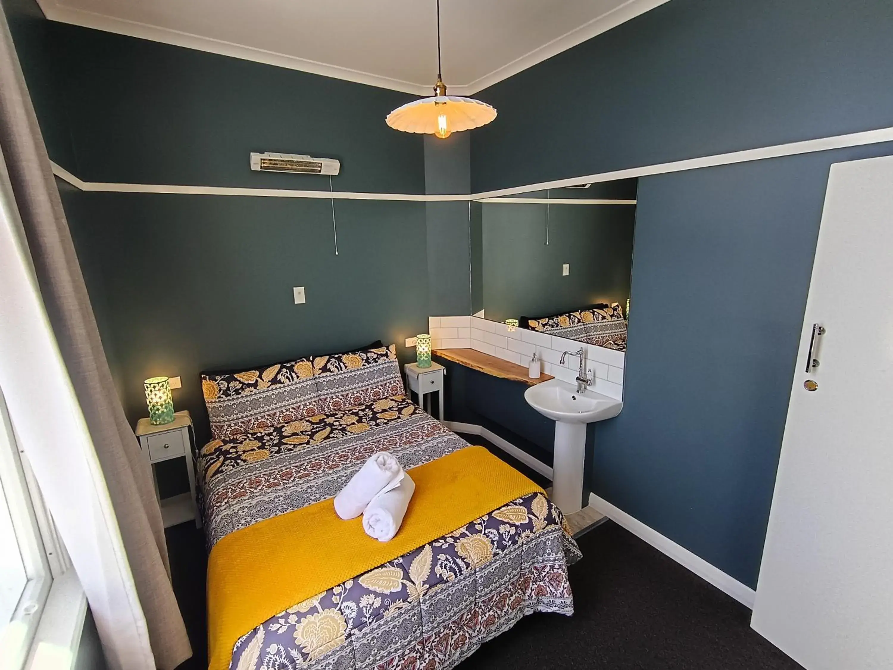 Small Double Room in The Duke Hostel Small Double Room in The Duke Hostel