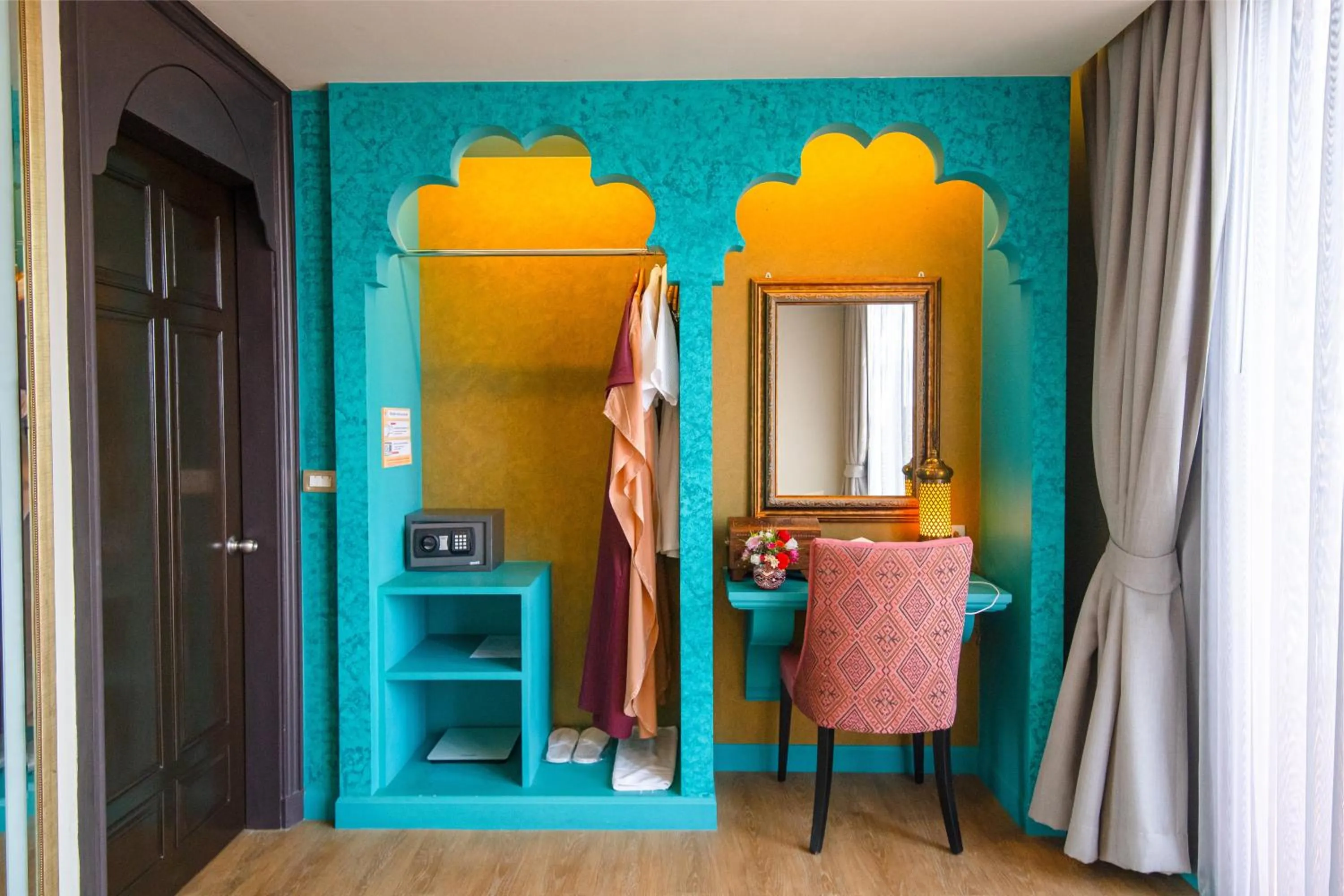 Bedroom in Amman Unique Hotel