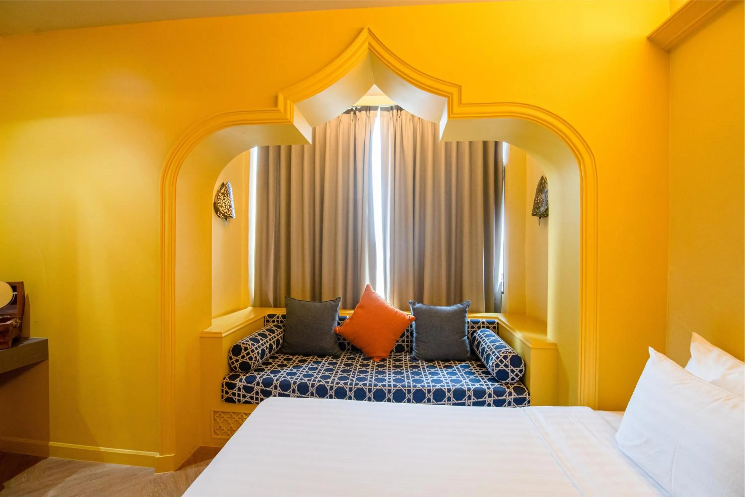 Bedroom, Bed in Amman Unique Hotel