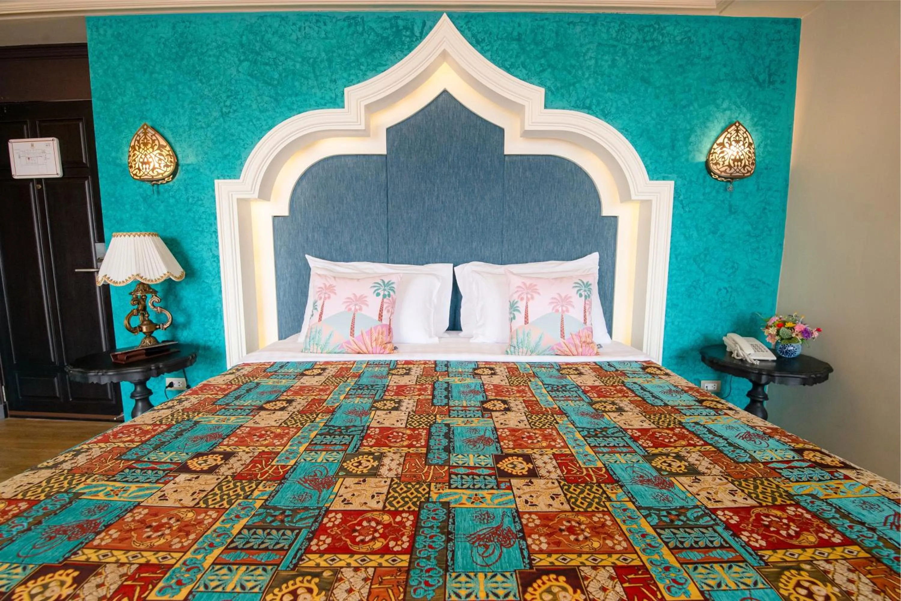 Bedroom, Bed in Amman Unique Hotel