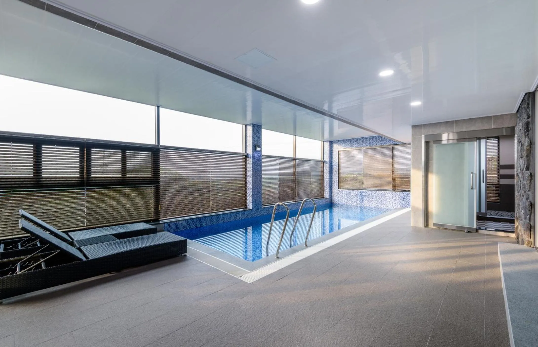 Swimming pool in Eco Green Resort