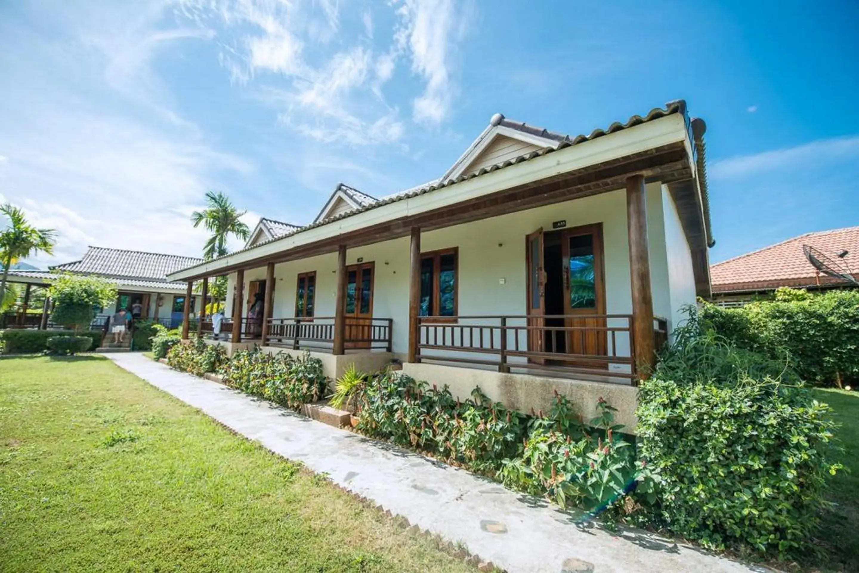 Facade/entrance in Baan Rabieng Resort Facade/entrance in Baan Rabieng Resort