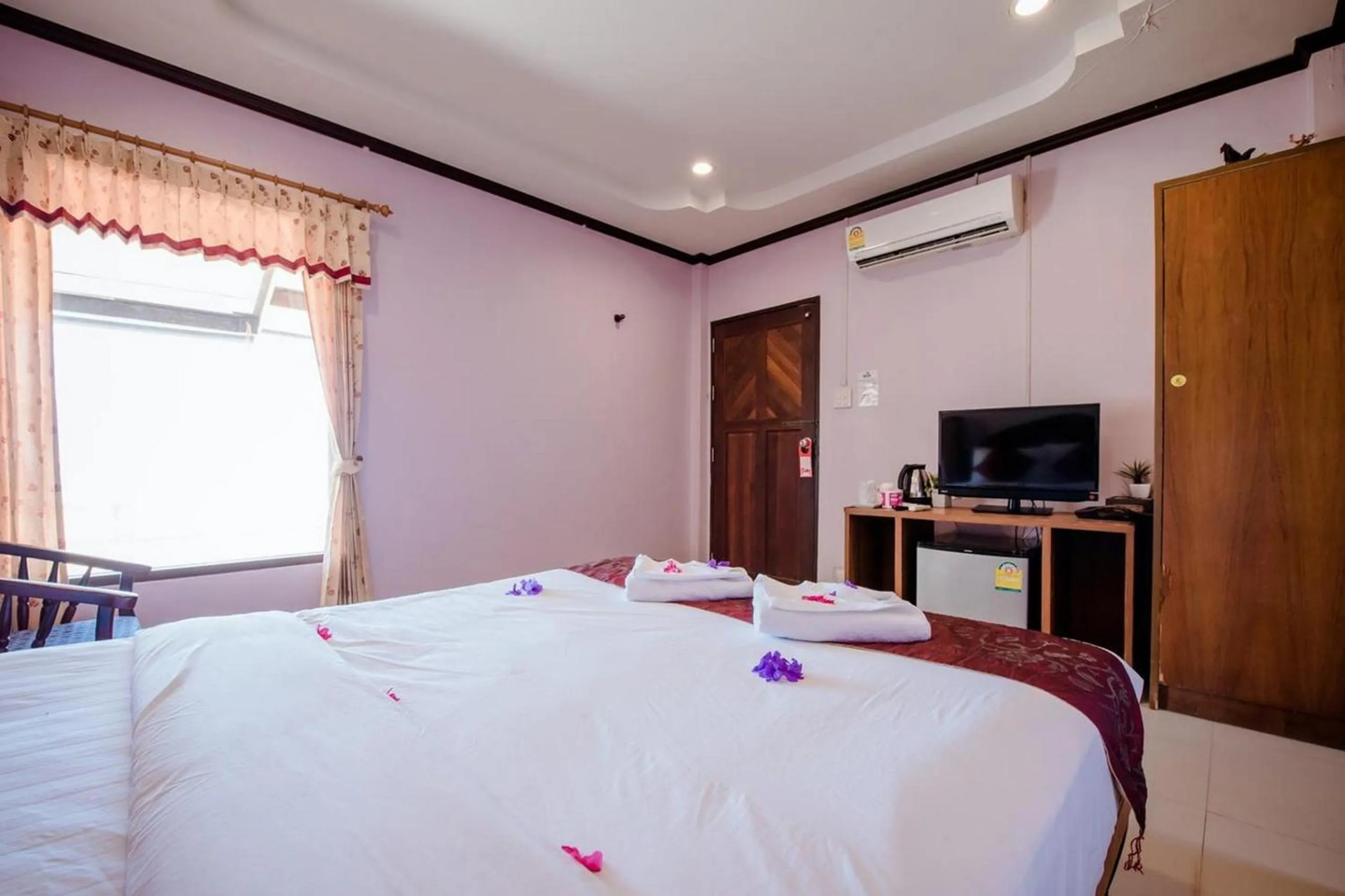 Bedroom, Bed in Baan Rabieng Resort