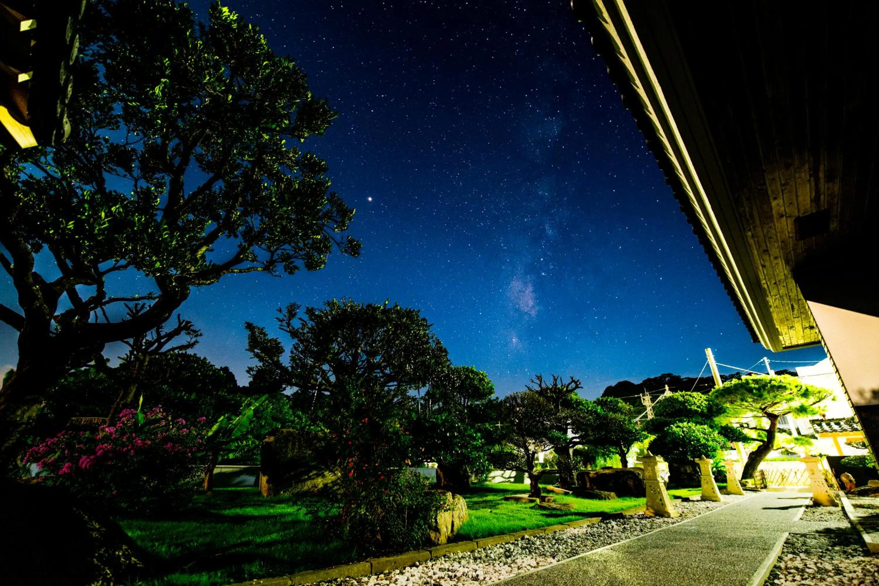 Garden in Sanshoen Kabira