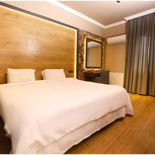 Esin Hotel