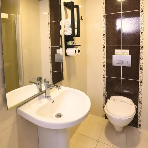 Esin Hotel