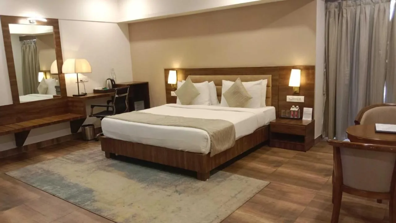 Bed in The Fern Residency, Bhuj