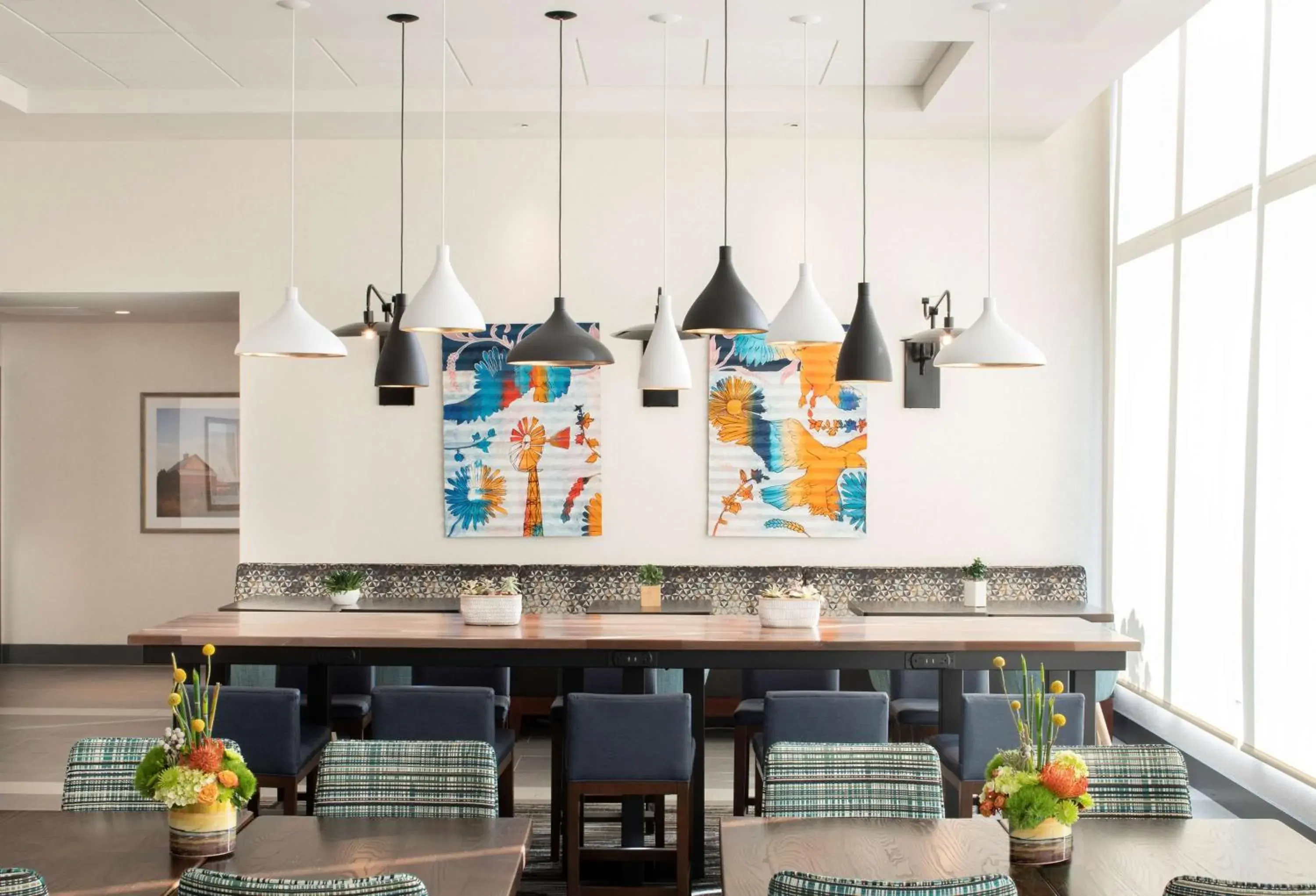 Restaurant/places to eat in Hyatt House East Moline/Quad Cities Restaurant/places to eat in Hyatt House East Moline/Quad Cities