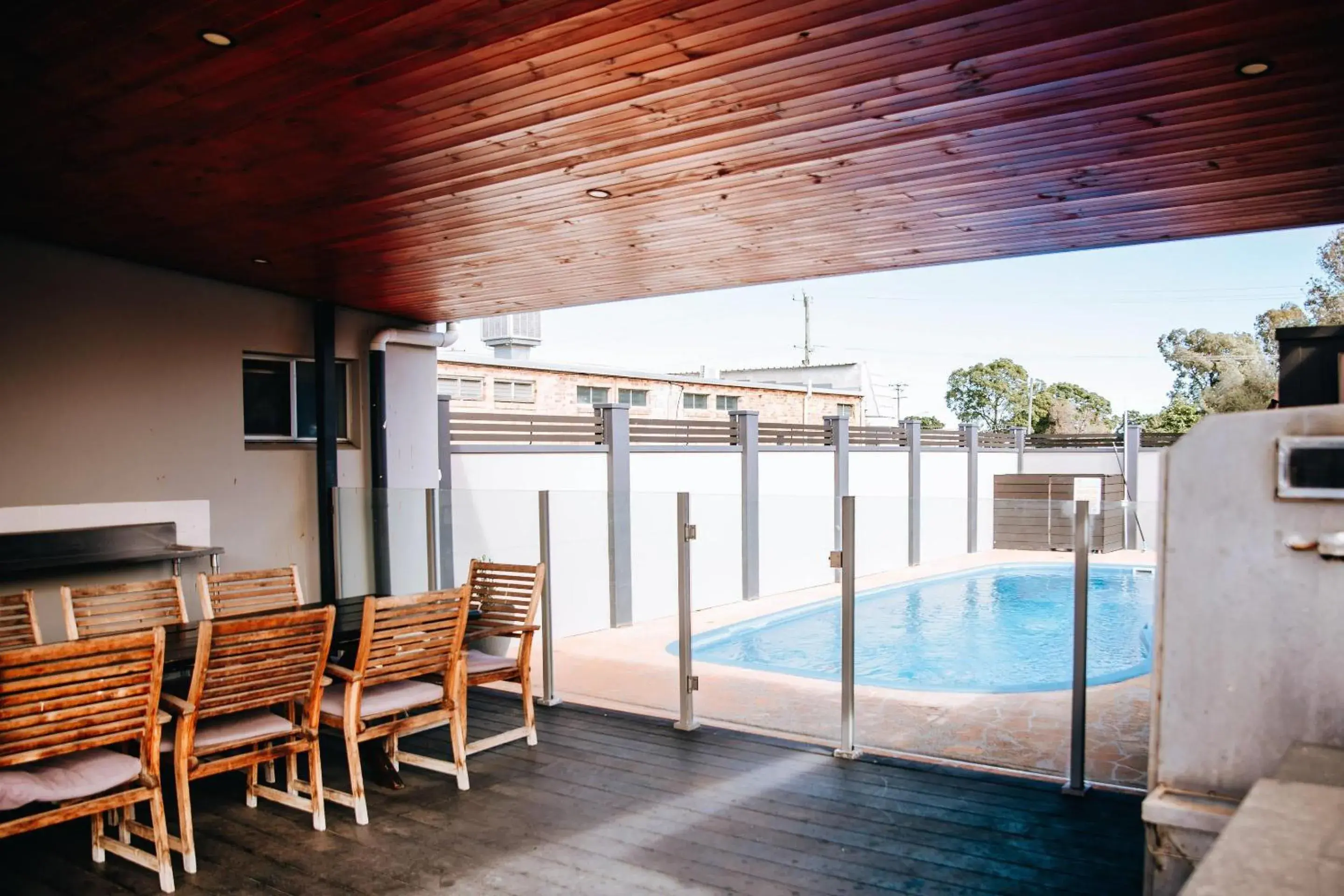 Swimming pool in Comfort Inn Moree Swimming pool in Comfort Inn Moree