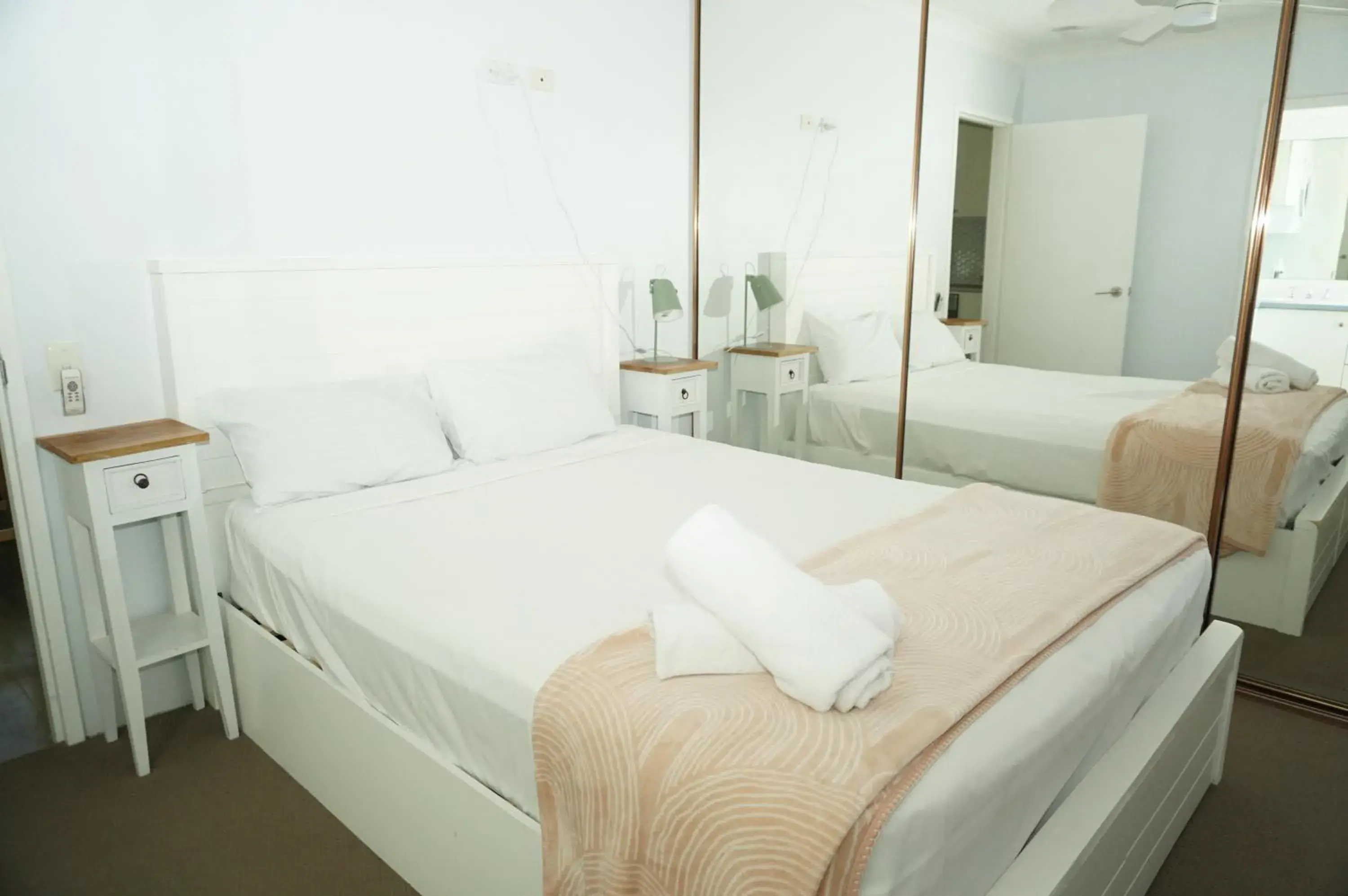 Bed in Aussie Resort Bed in Aussie Resort