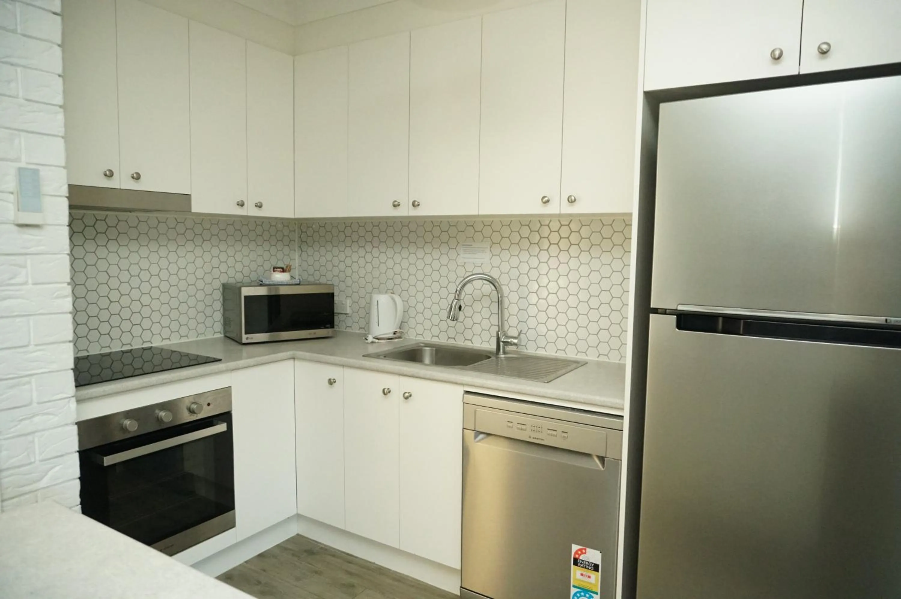 Kitchen or kitchenette in Aussie Resort