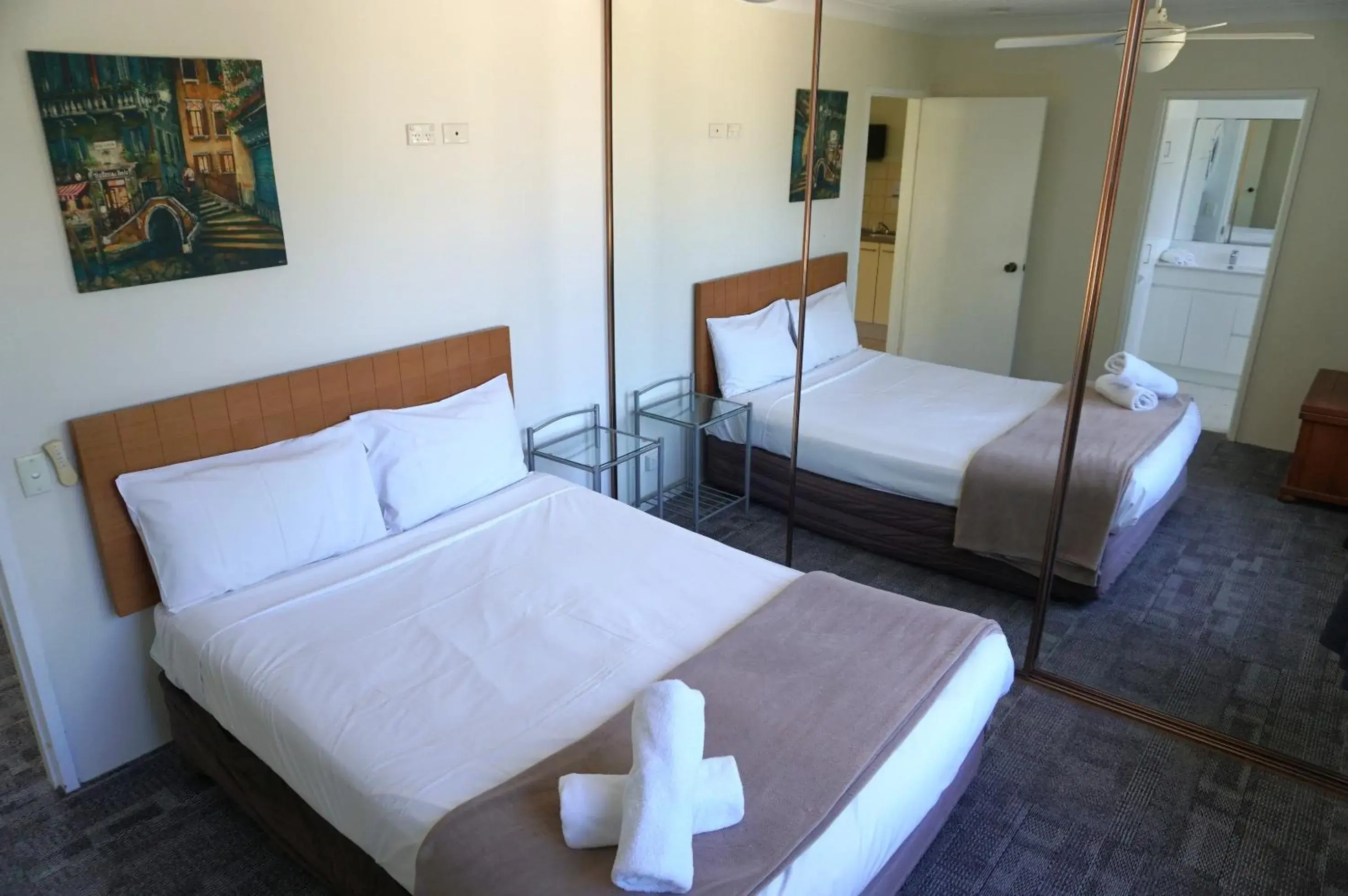 Bedroom, Bed in Aussie Resort Bedroom, Bed in Aussie Resort