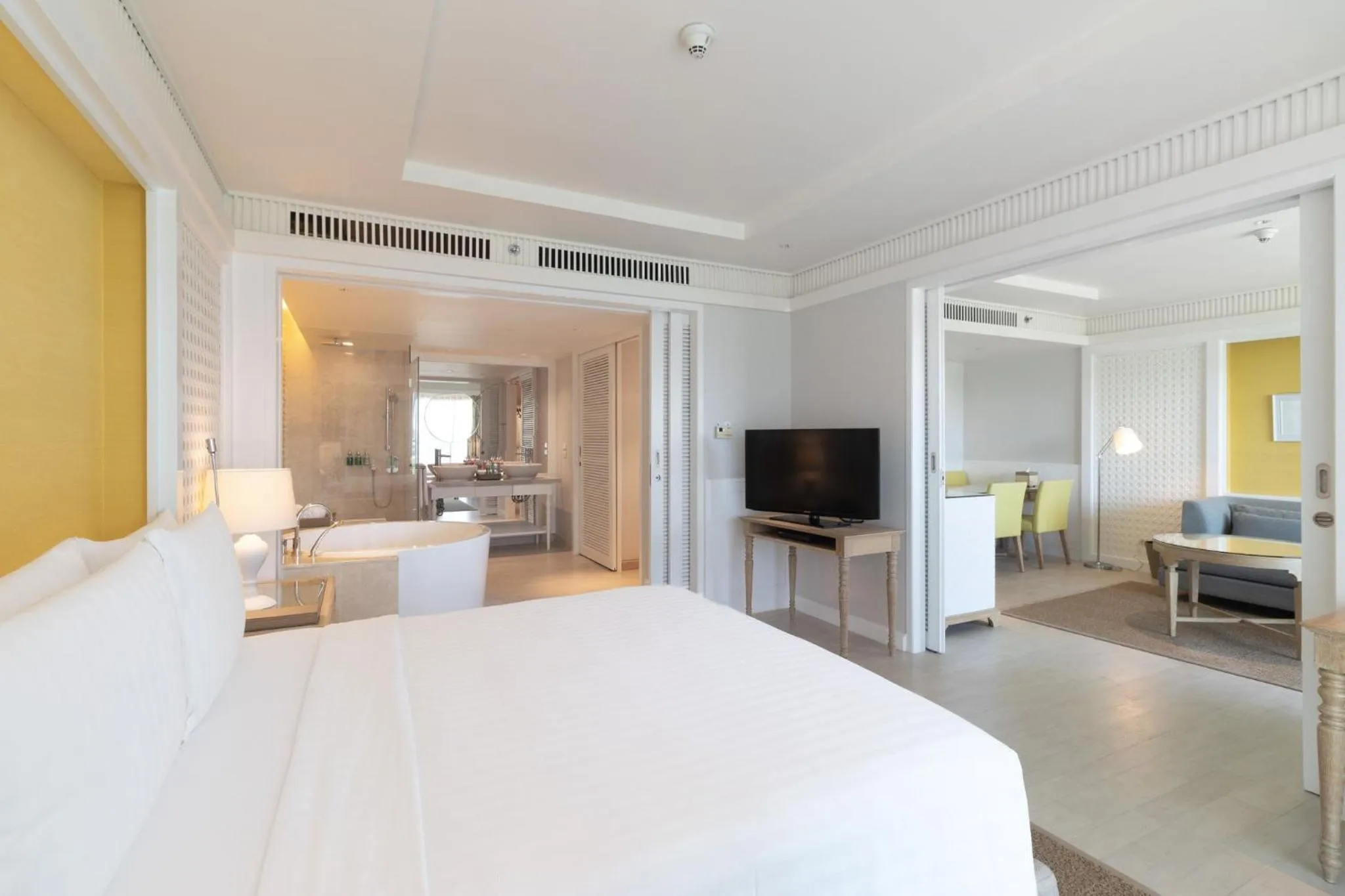 Photo of the whole room, Bed in Amari Hua Hin