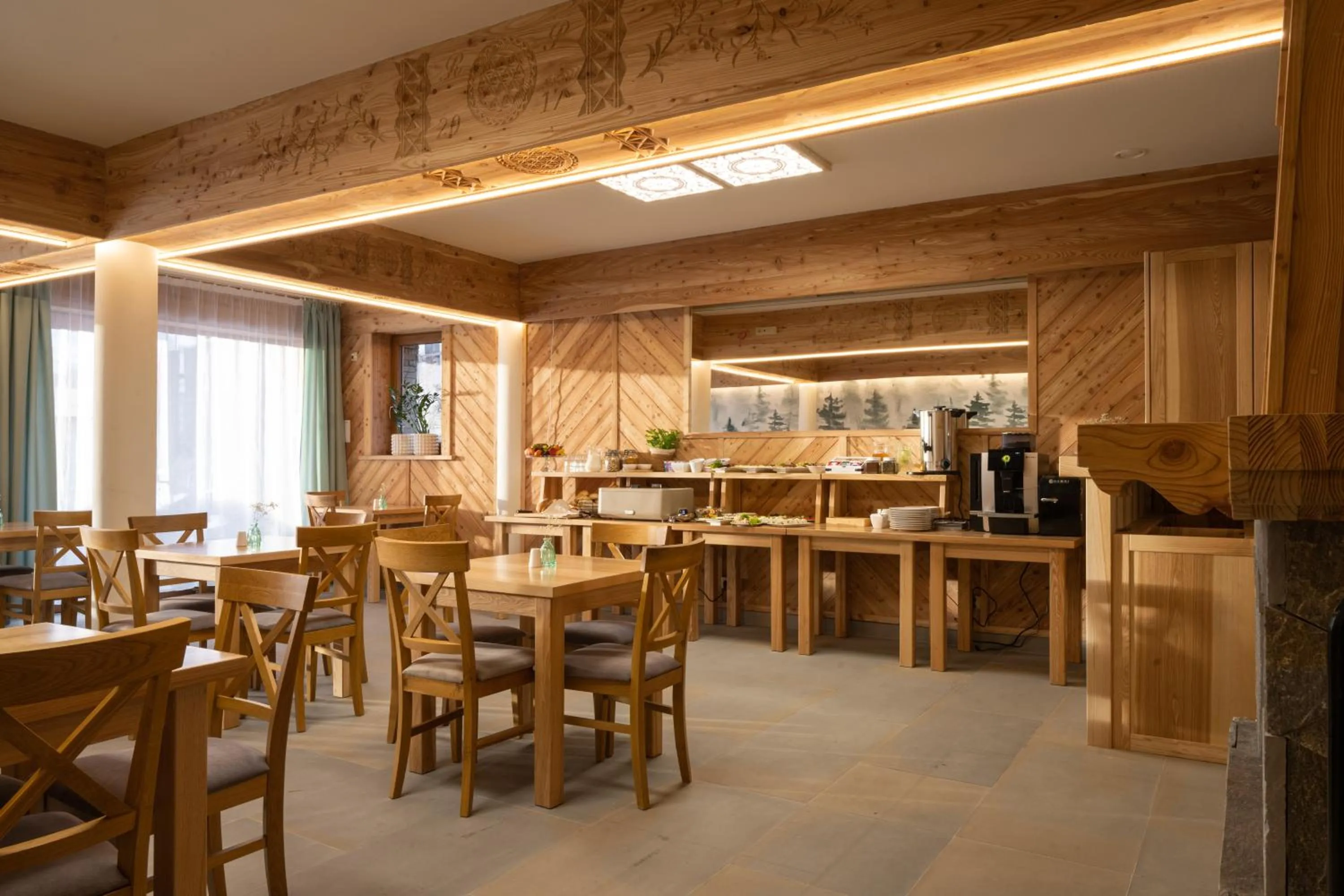 Restaurant/places to eat in Villa Tatrica