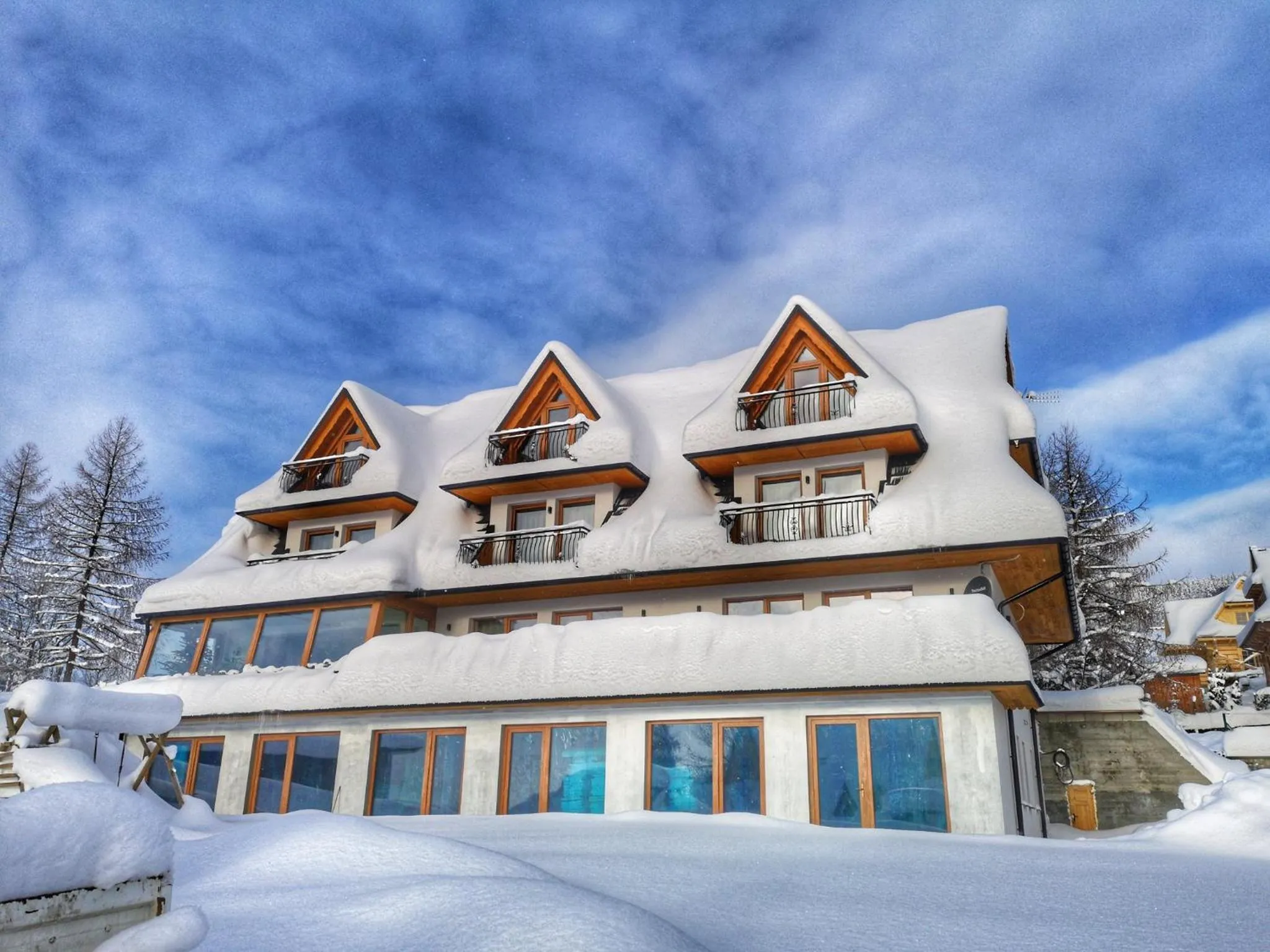 Property building in Villa Tatrica