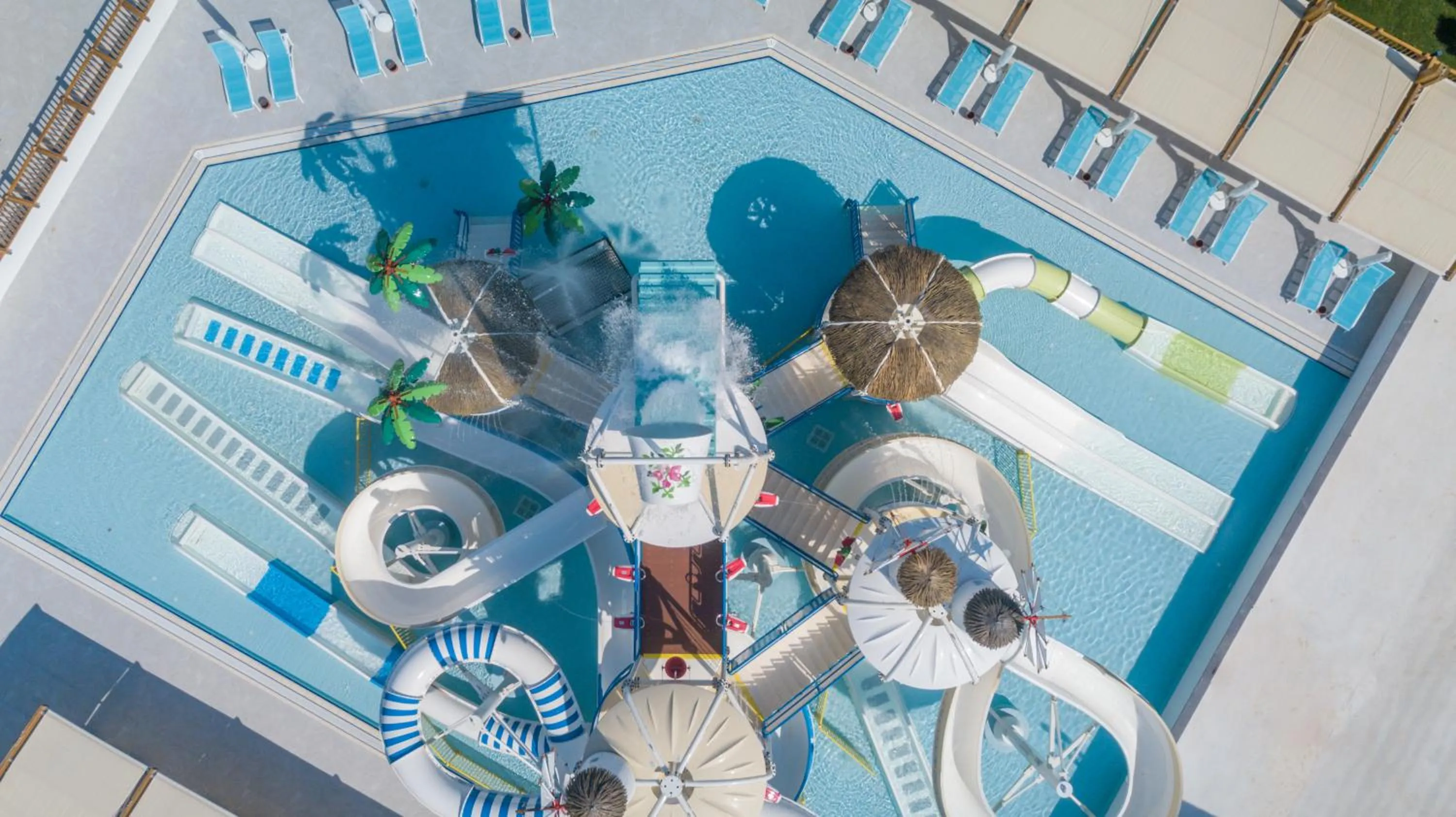 People in Baia Salima Kemer