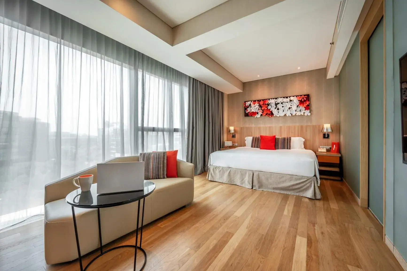 Deluxe Room in Capri by Fraser Changi City, Singapore Deluxe Room in Capri by Fraser Changi City, Singapore