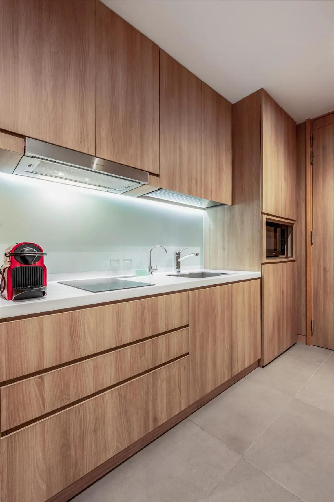 Kitchen or kitchenette in Capri by Fraser Changi City, Singapore