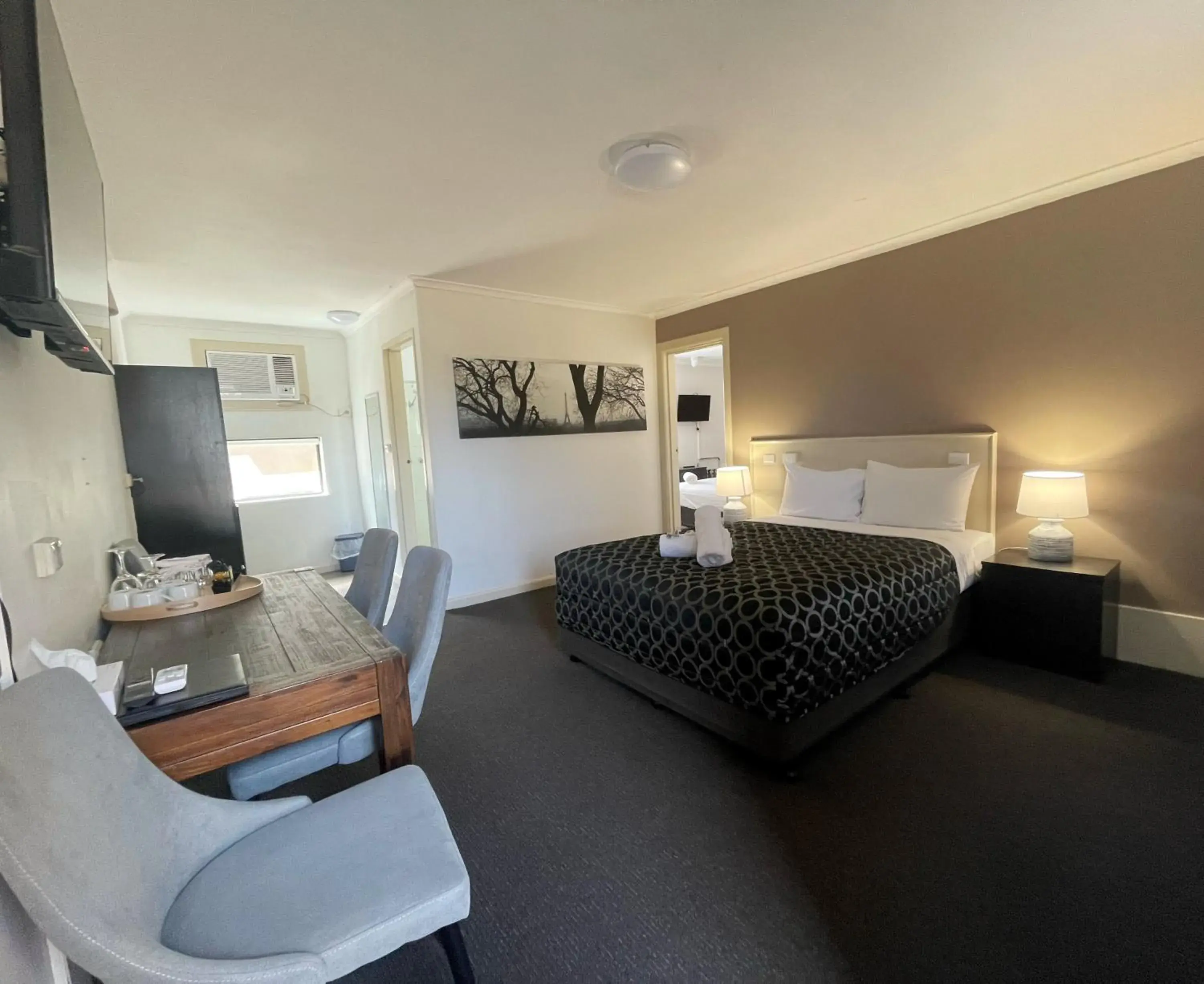 Family Suite (4 Adults) in Fig Tree Motel Family Suite (4 Adults) in Fig Tree Motel