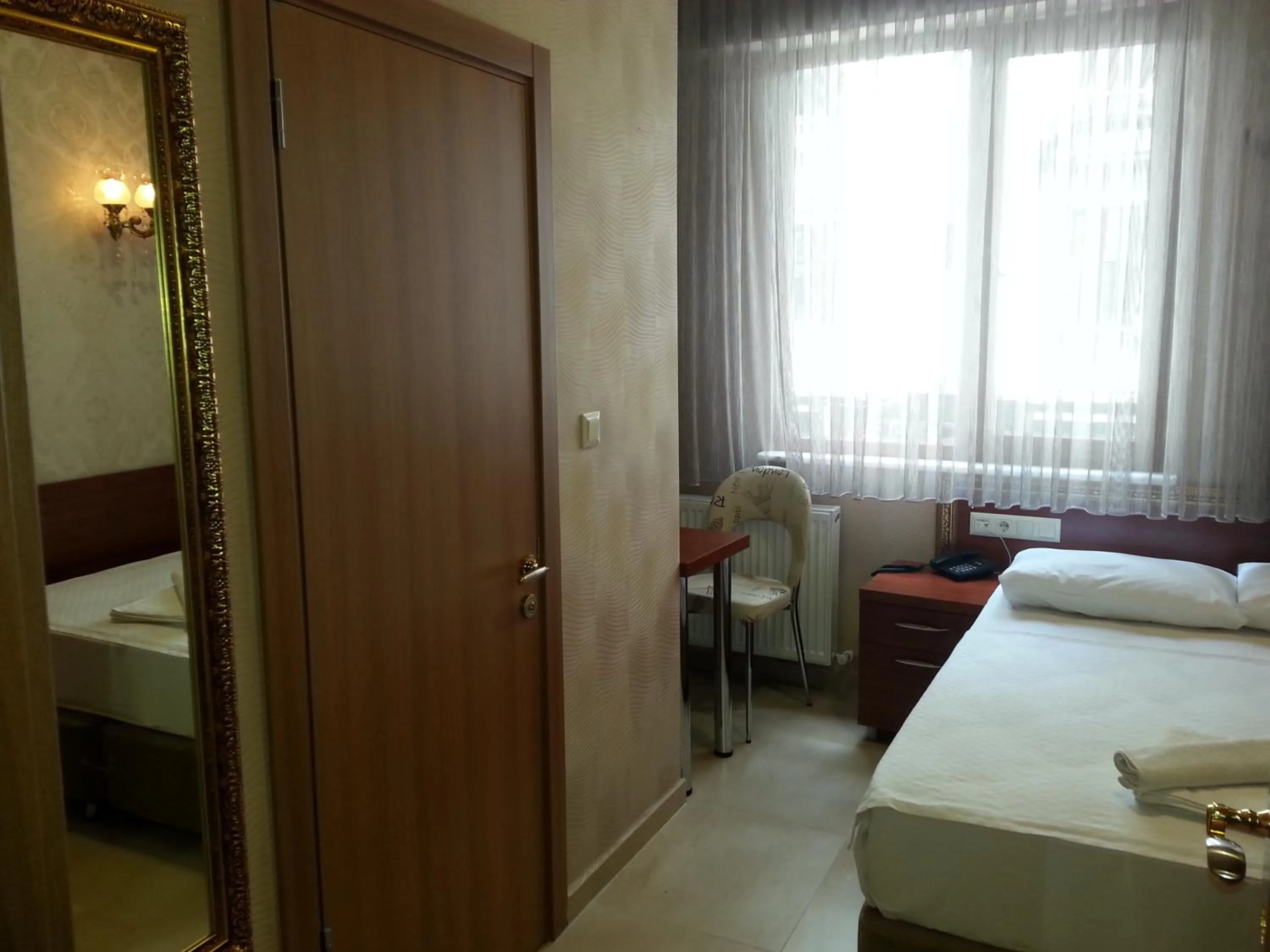 Photo of the whole room, Bed in Hotel Rio