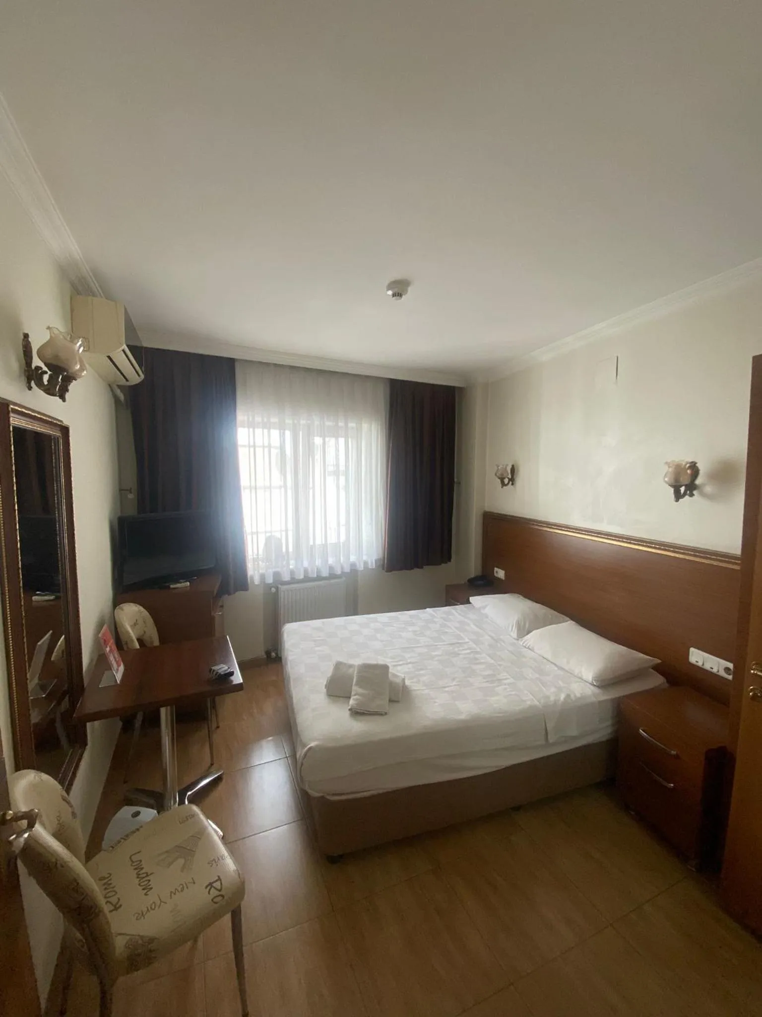 Photo of the whole room, Bed in Hotel Rio