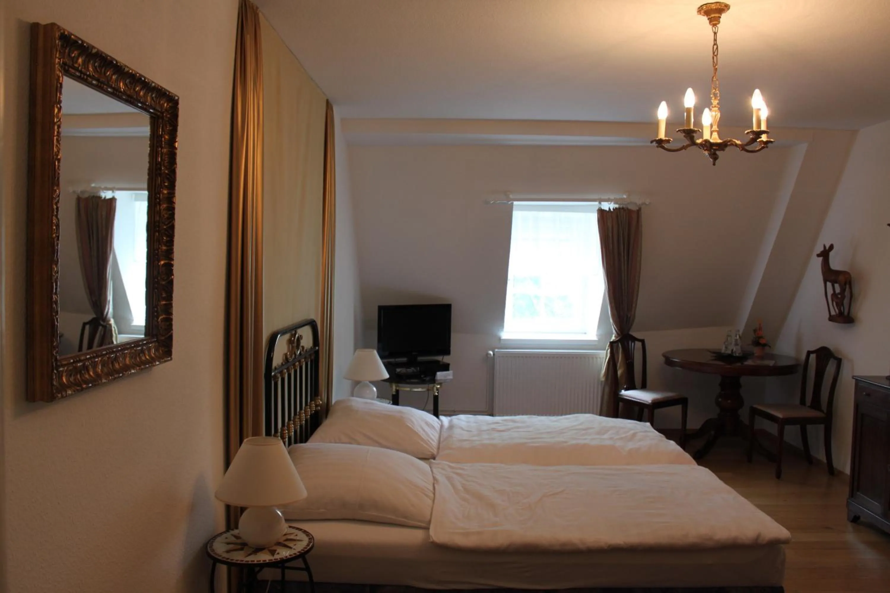 Bed in Schloss Hotel Wallhausen