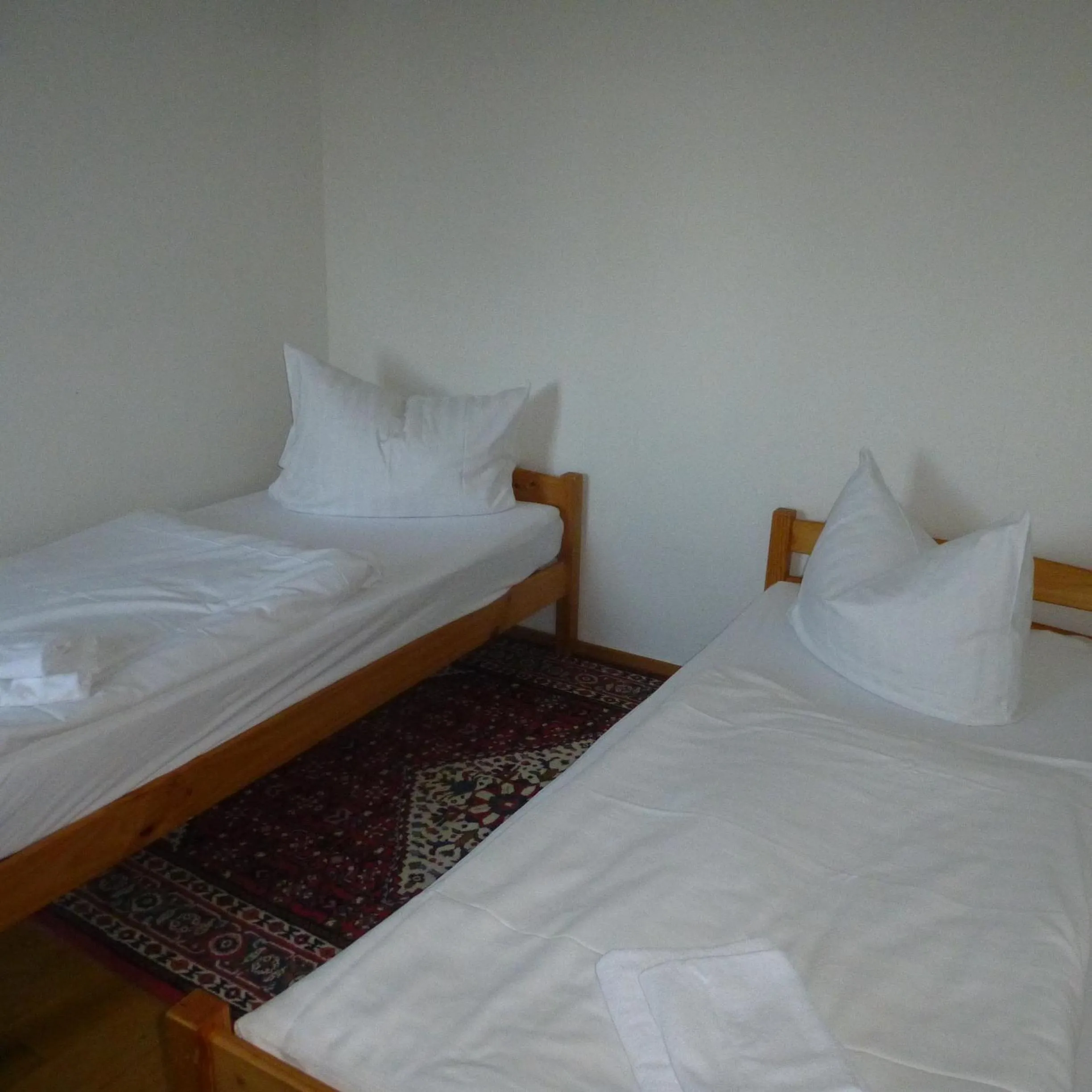 Bedroom, Bed in Schloss Hotel Wallhausen