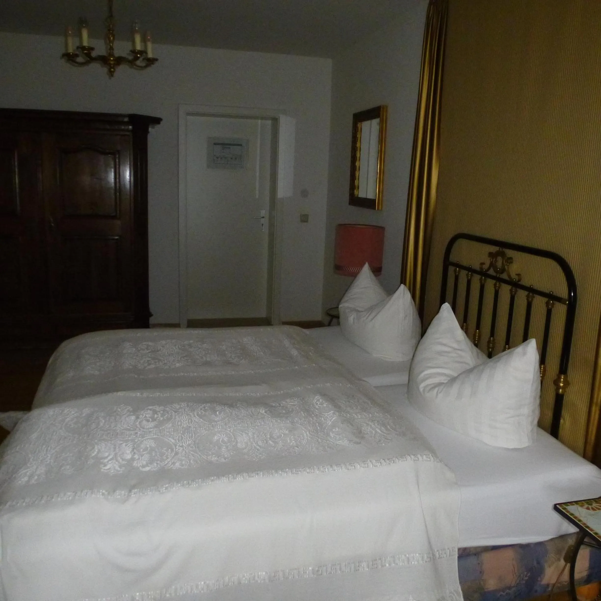 Bed in Schloss Hotel Wallhausen