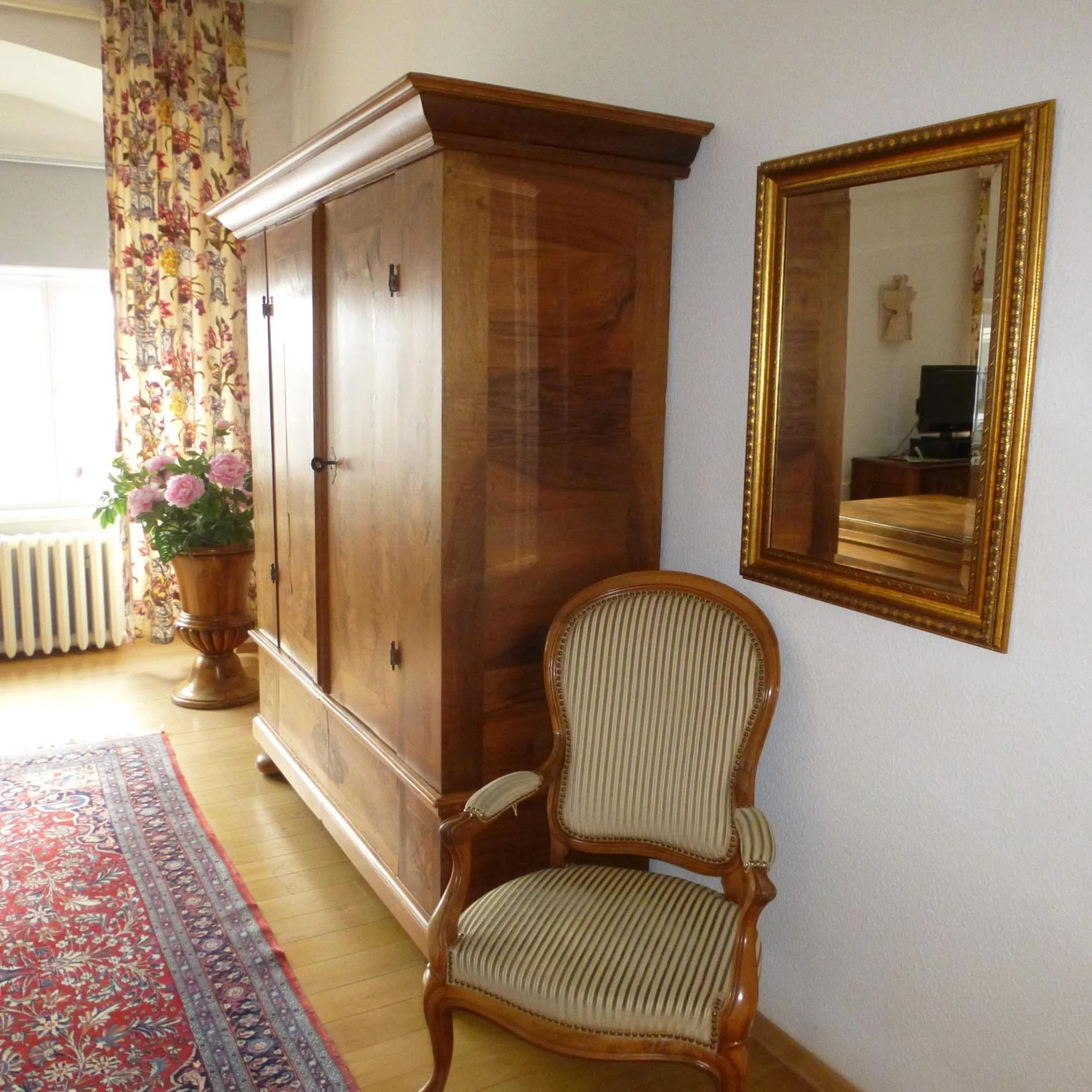wardrobe in Schloss Hotel Wallhausen
