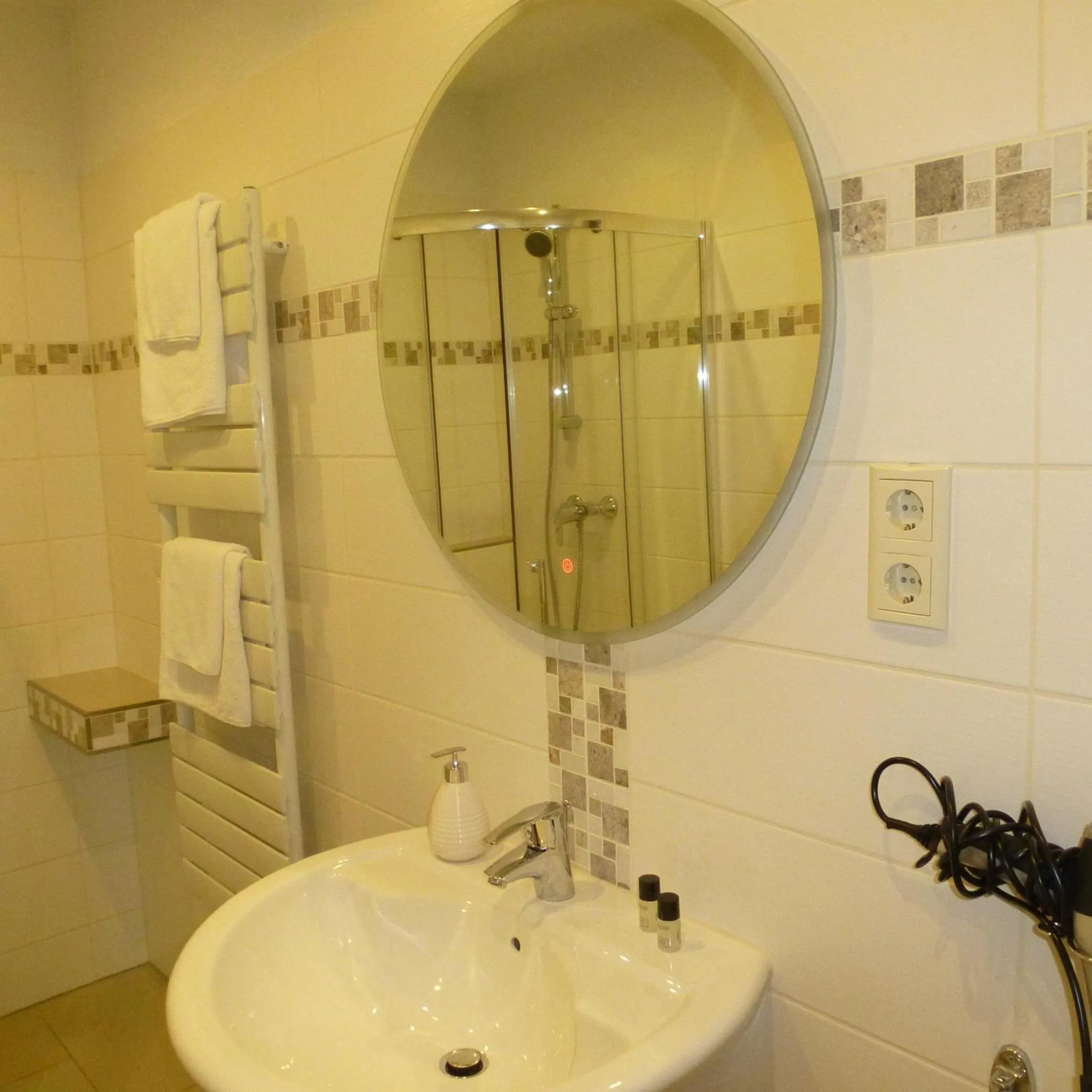 Bathroom in Schloss Hotel Wallhausen