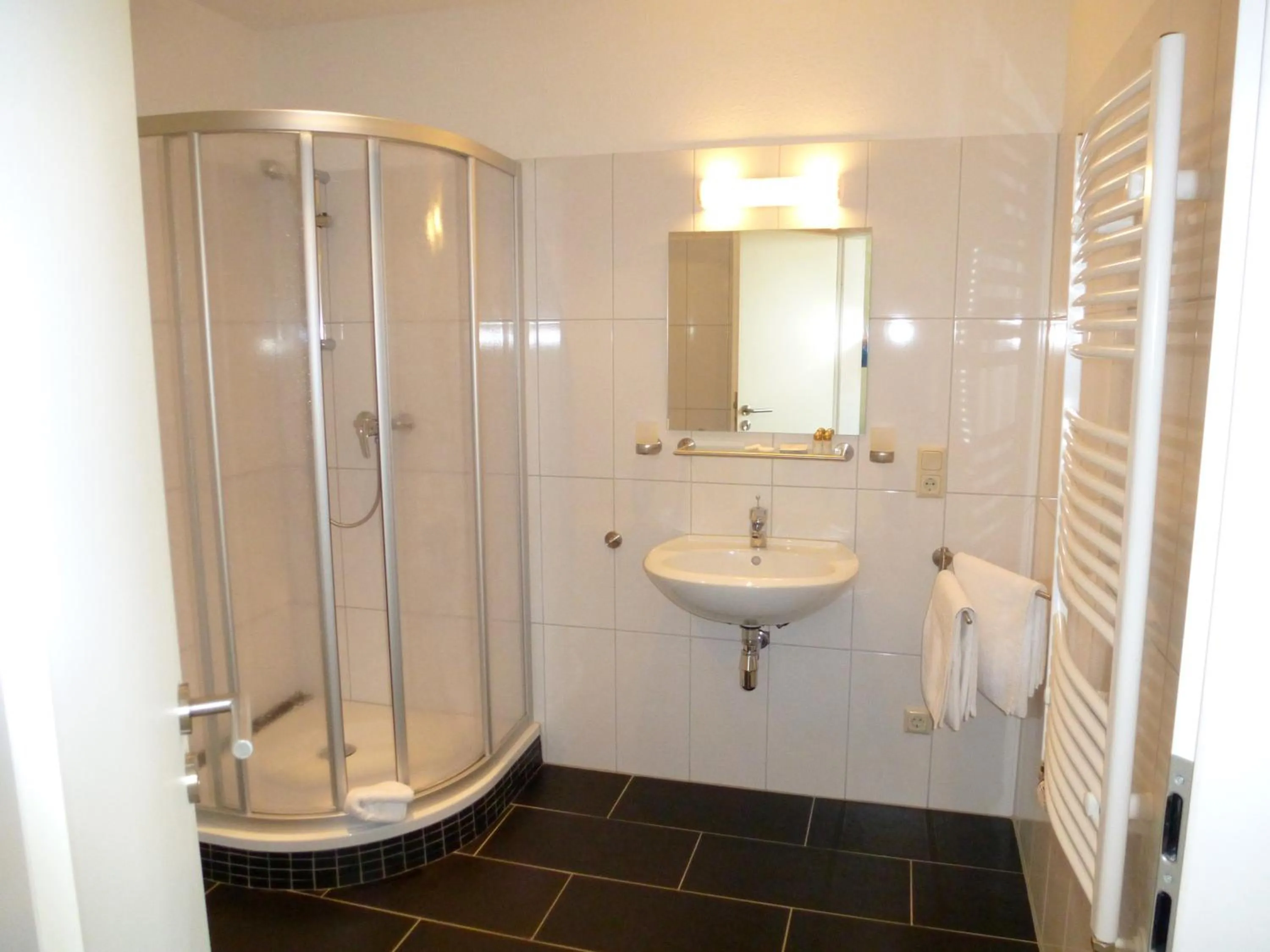 Bathroom in Schloss Hotel Wallhausen