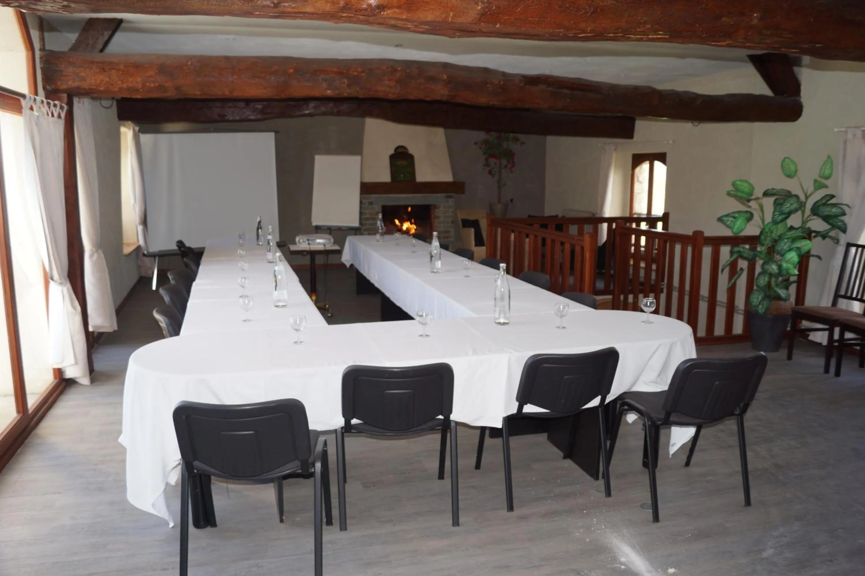 Meeting/conference room in Hotel du Golf de Clécy