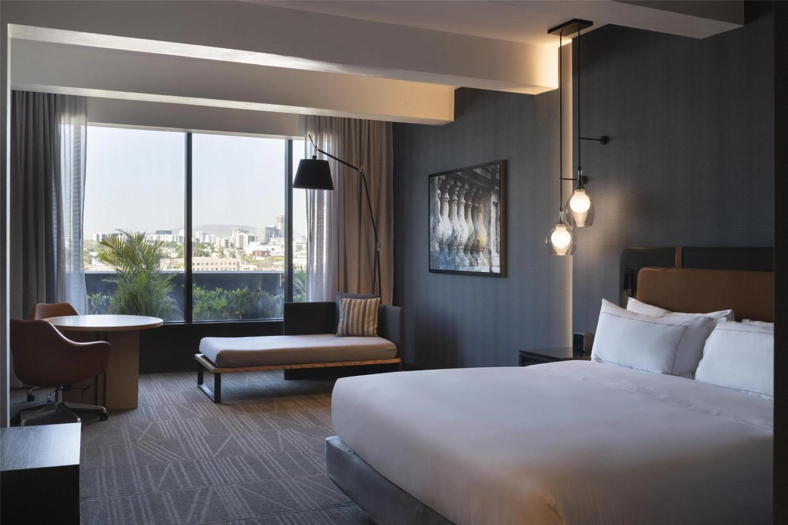 Bed in Hilton Guadalajara Midtown